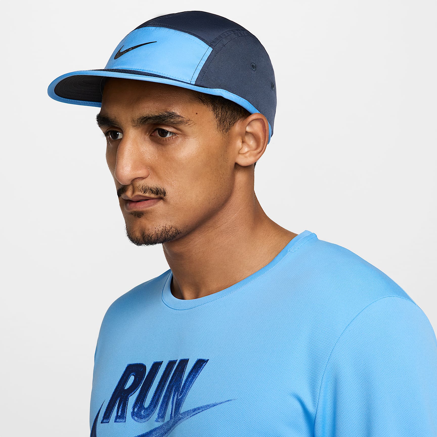 Nike Dri-FIT Fly Unstructured Swoosh Cap