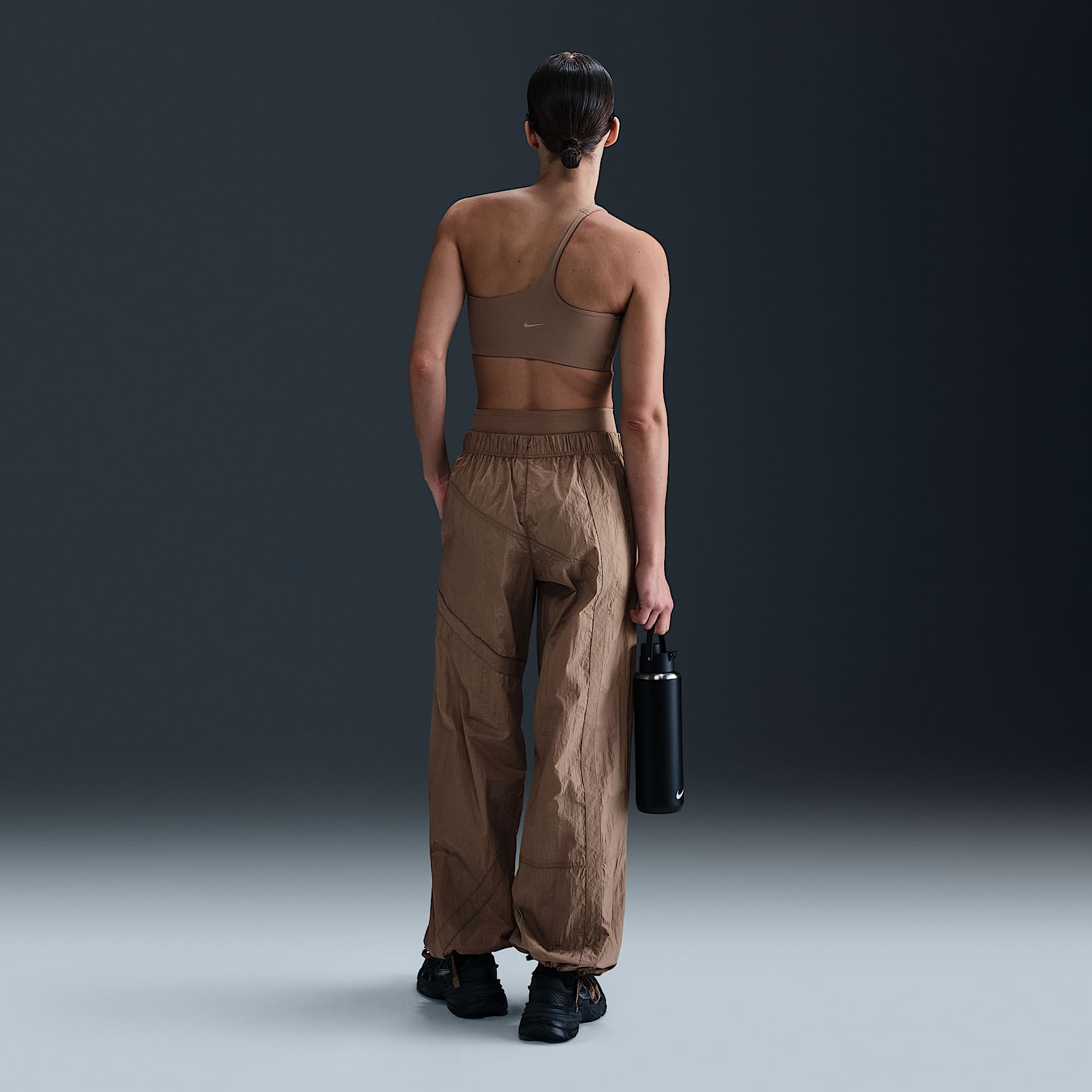 Nike Zenvy Asymmetrical Women's Light-Support Padded Sports Bra