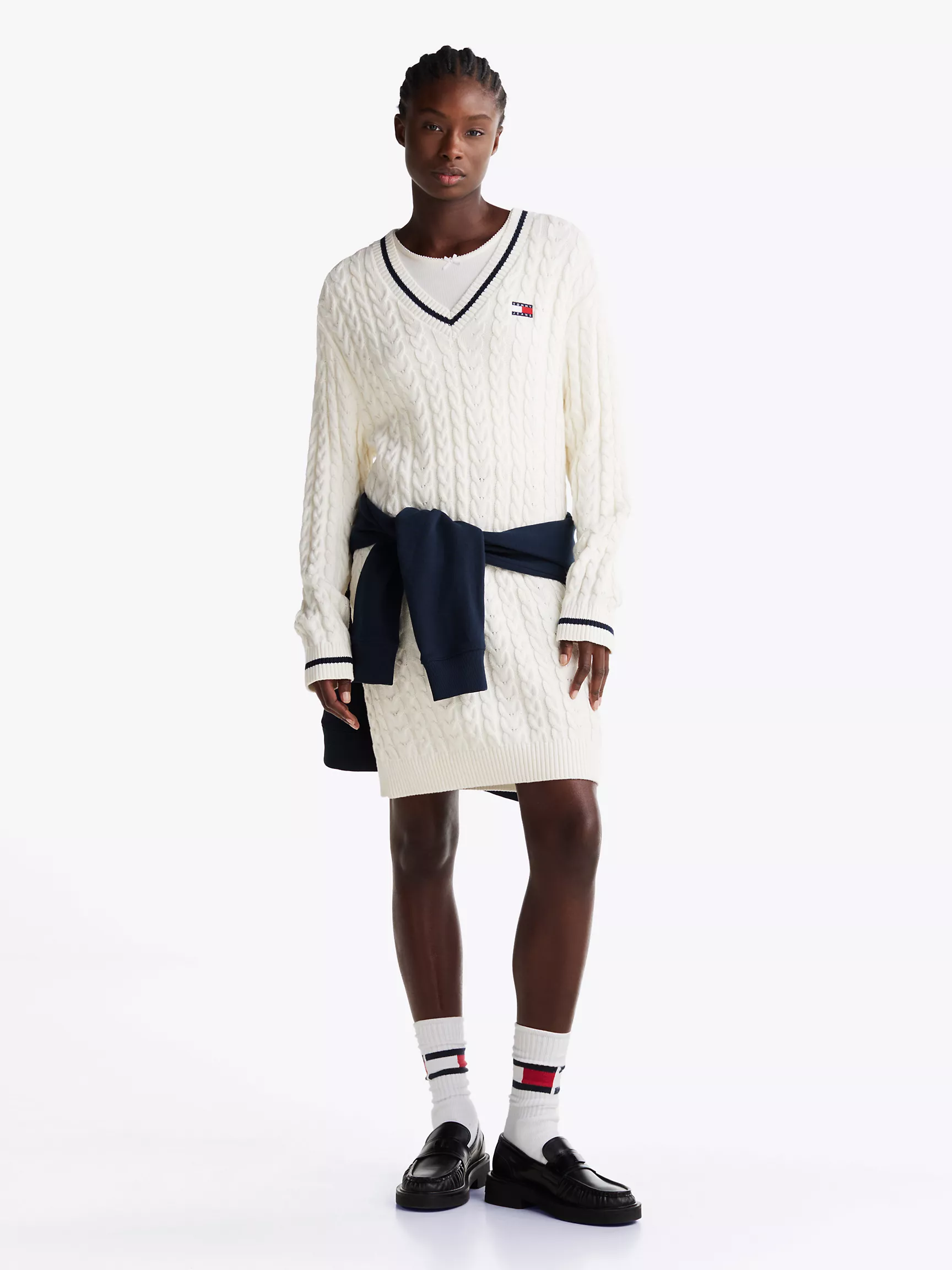 Женское платье Tommy Hilfiger, Вязаное платье-свитер с узором "косы" и нашивкой Tommy