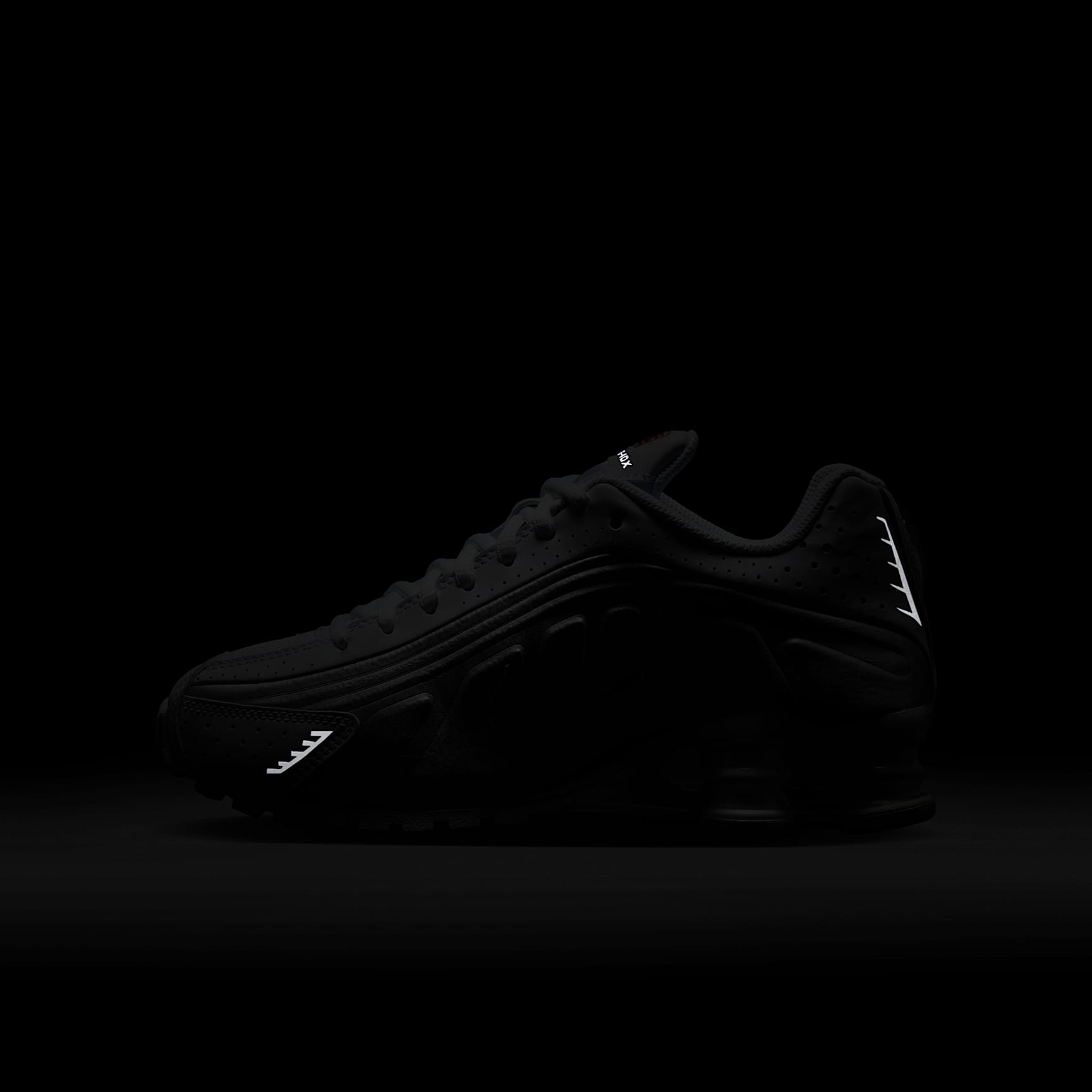 Nike Shox R4 Big Kids' Shoes