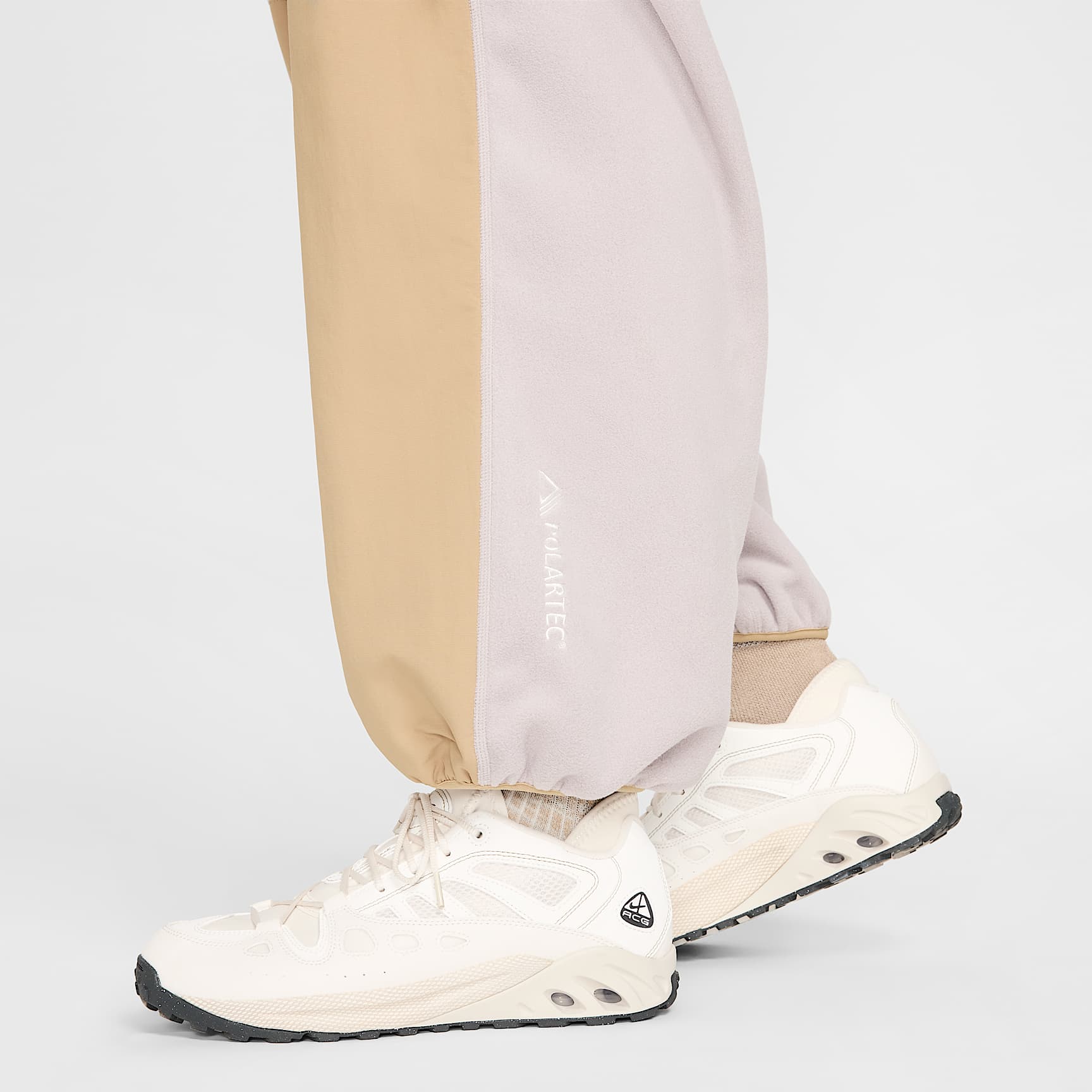 Nike ACG "Wolf Tree" Plus Fleece Pants