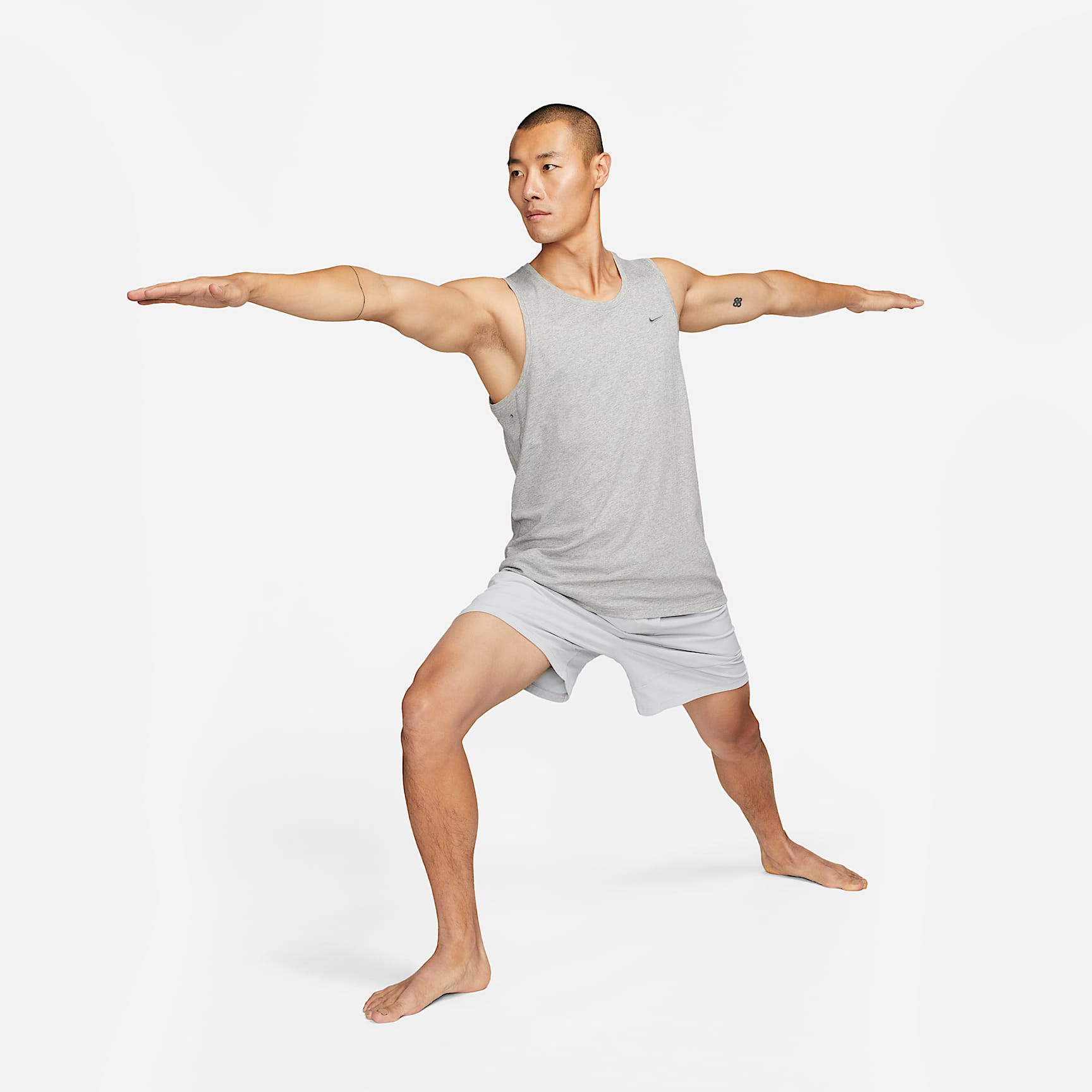 Nike Primary Men's Dri-FIT Versatile Tank