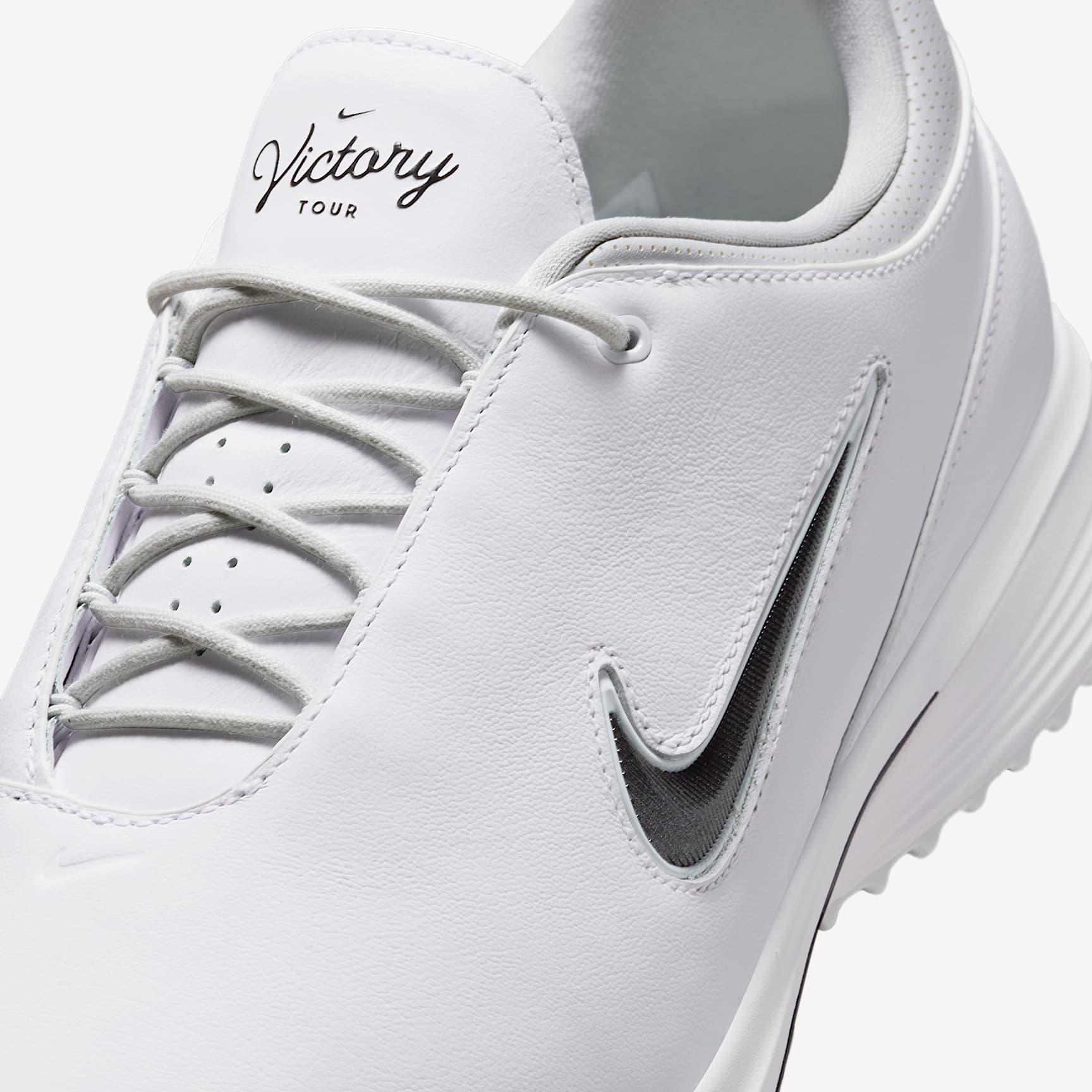Nike Victory Tour 4 Golf Shoes (Wide)