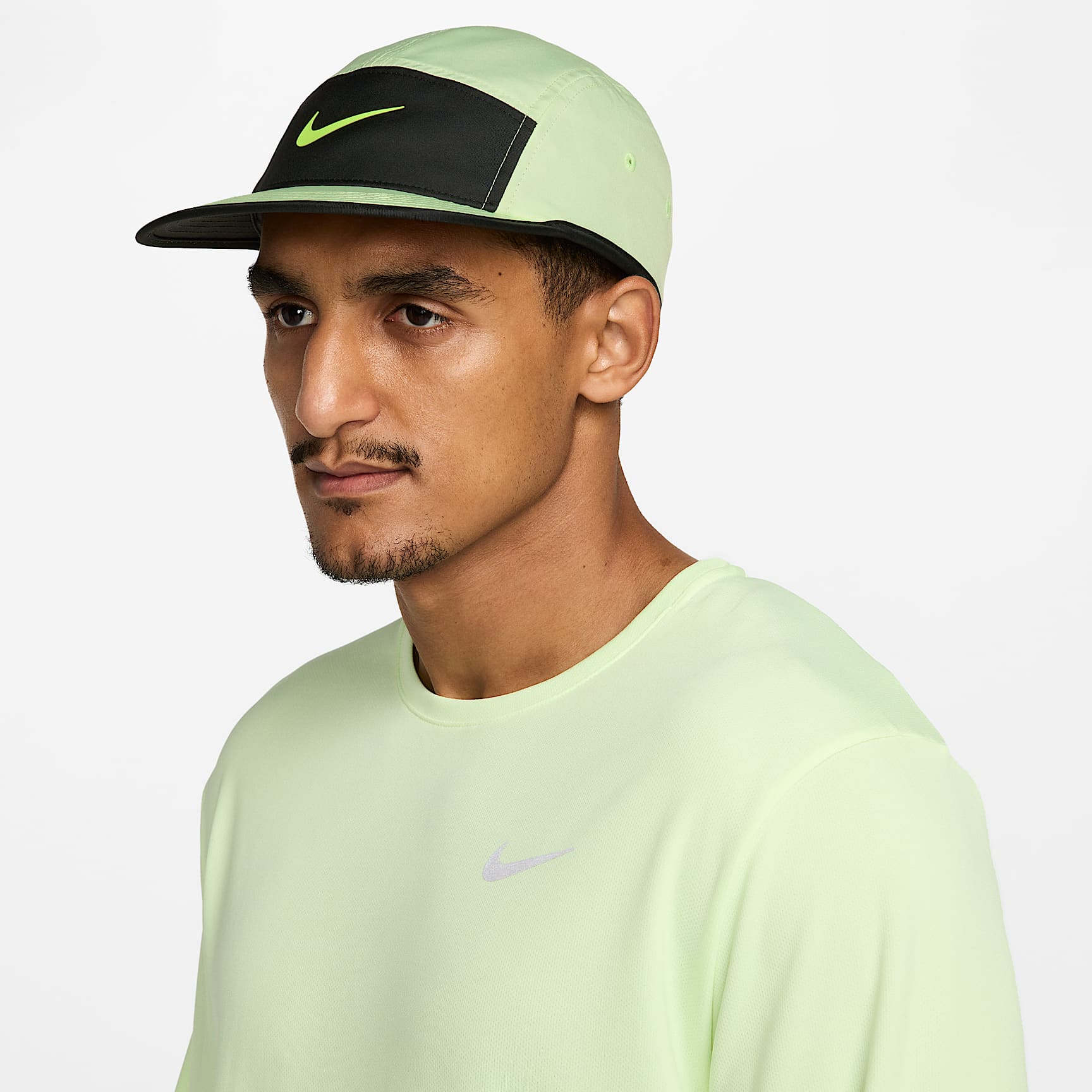 Nike Dri-FIT Fly Unstructured Swoosh Cap