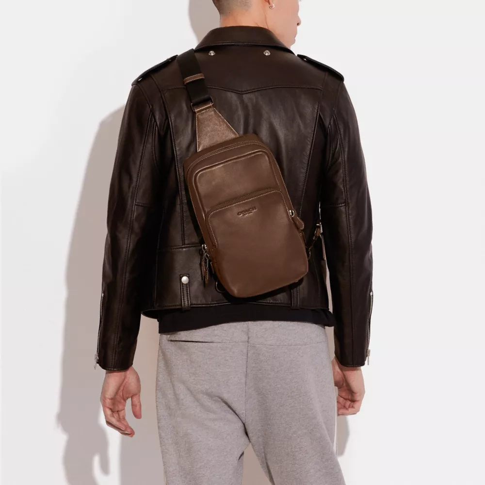 Рюкзак COACH Gotham Pack