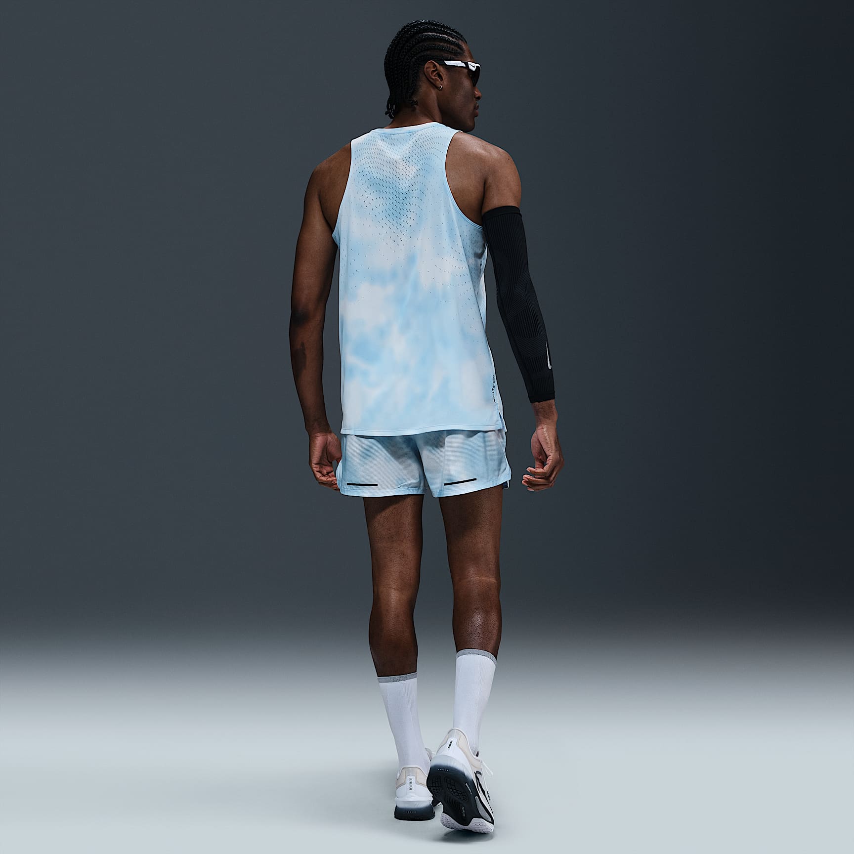 Nike Running Division Breathe Men's Dri-FIT ADV Running Tank Top