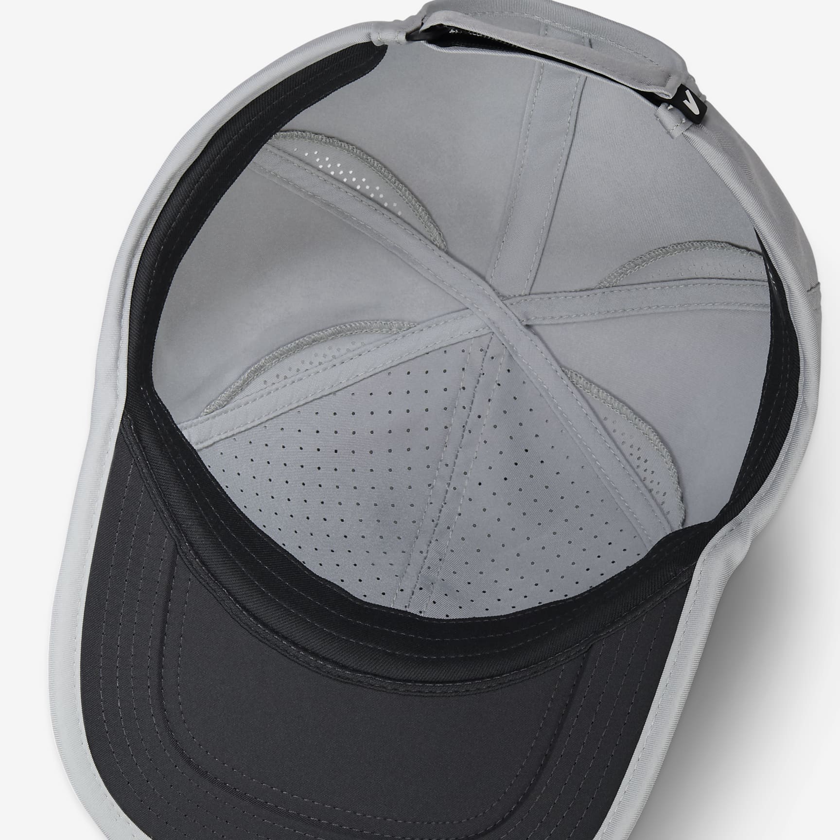 Nike Dri-FIT Club Unstructured Featherlight Cap