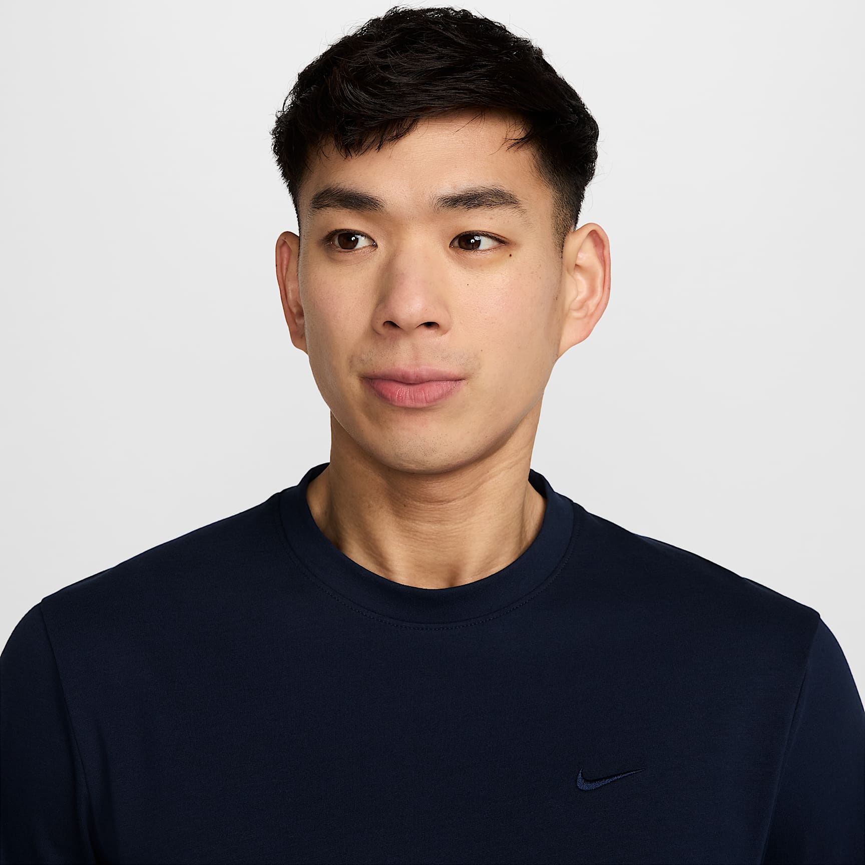 Nike Primary Men's Dri-FIT Short-Sleeve Versatile Top