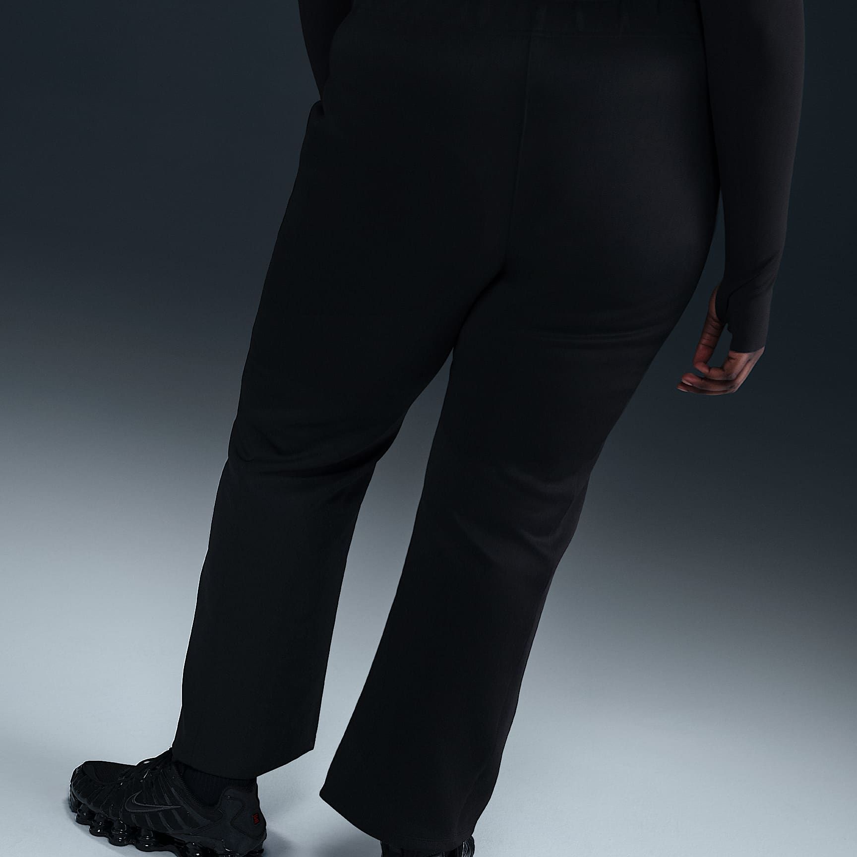 Nike Sportswear Windrunner Women's Mid-Rise Slim Knit Pants (Plus Size)