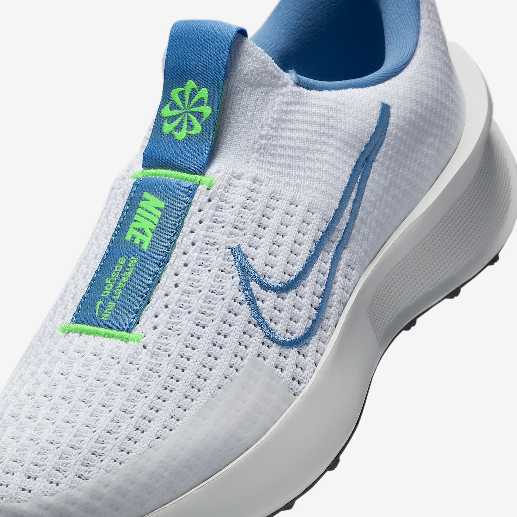 Nike Interact Run EasyOn Women's Road Running Shoes
