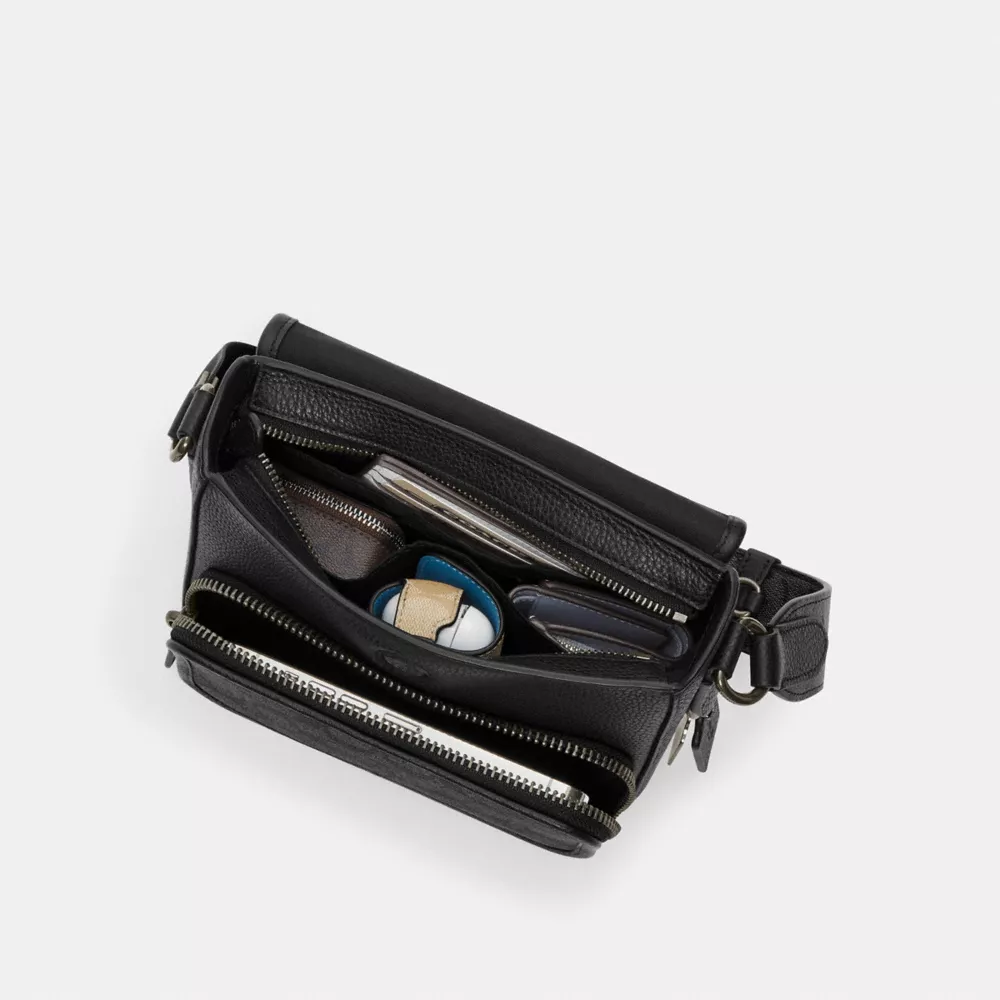 Сумка COACH Sullivan Flap Crossbody Bag In Signature Canvas