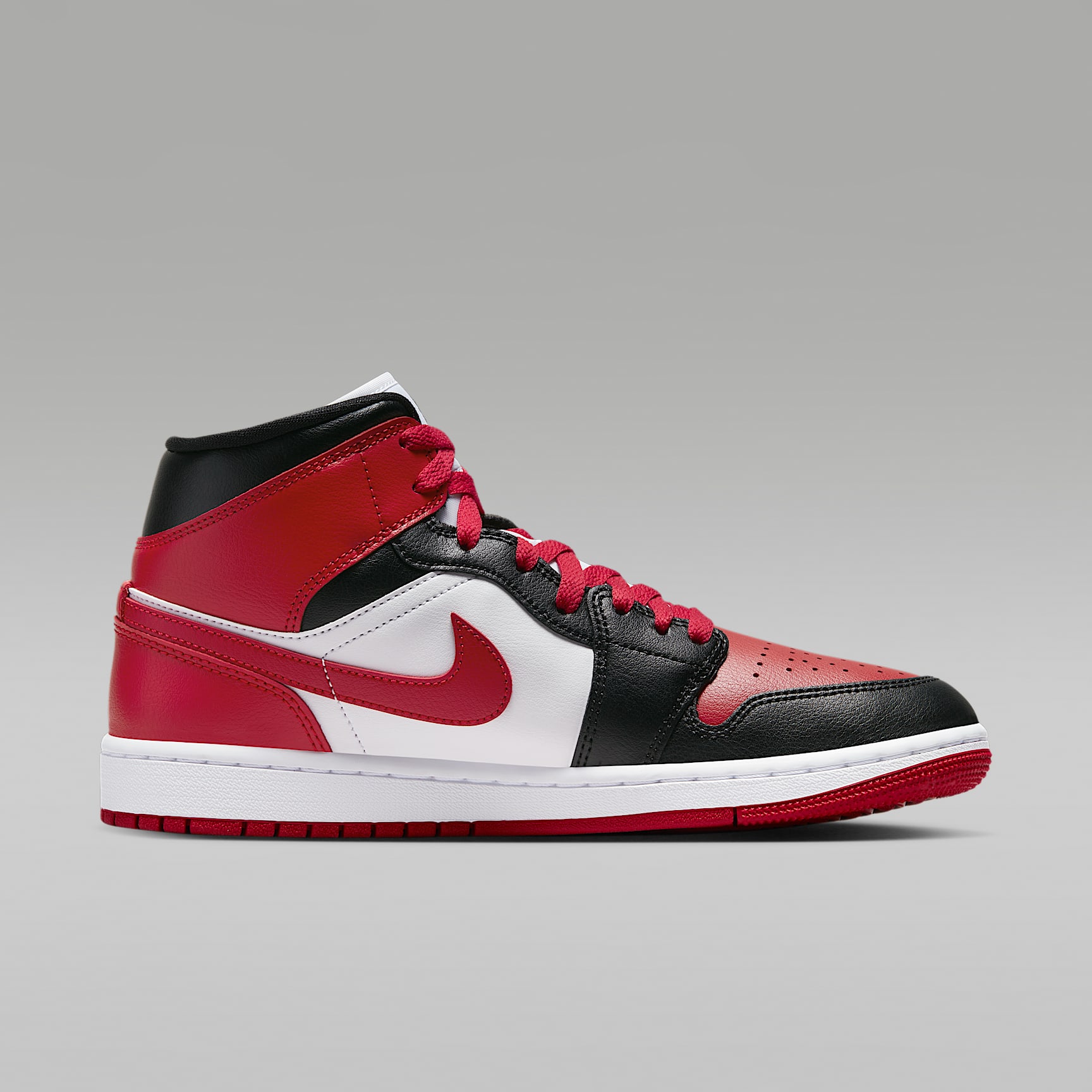 Air Jordan 1 Mid Women's Shoes