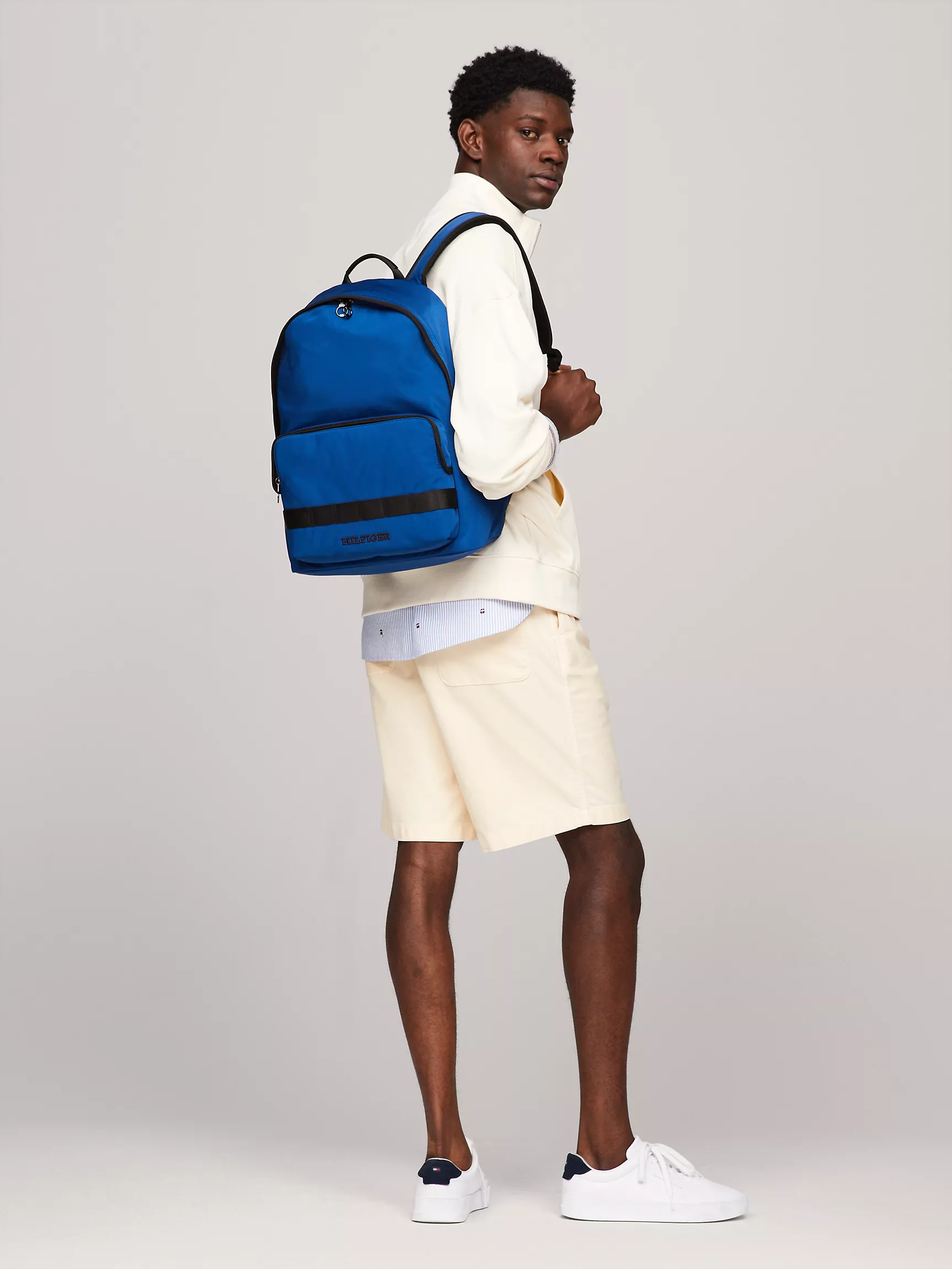 Сумка унисекс Tommy Hilfiger, Рюкзак купольной формы с вышитым логотипом Monotype