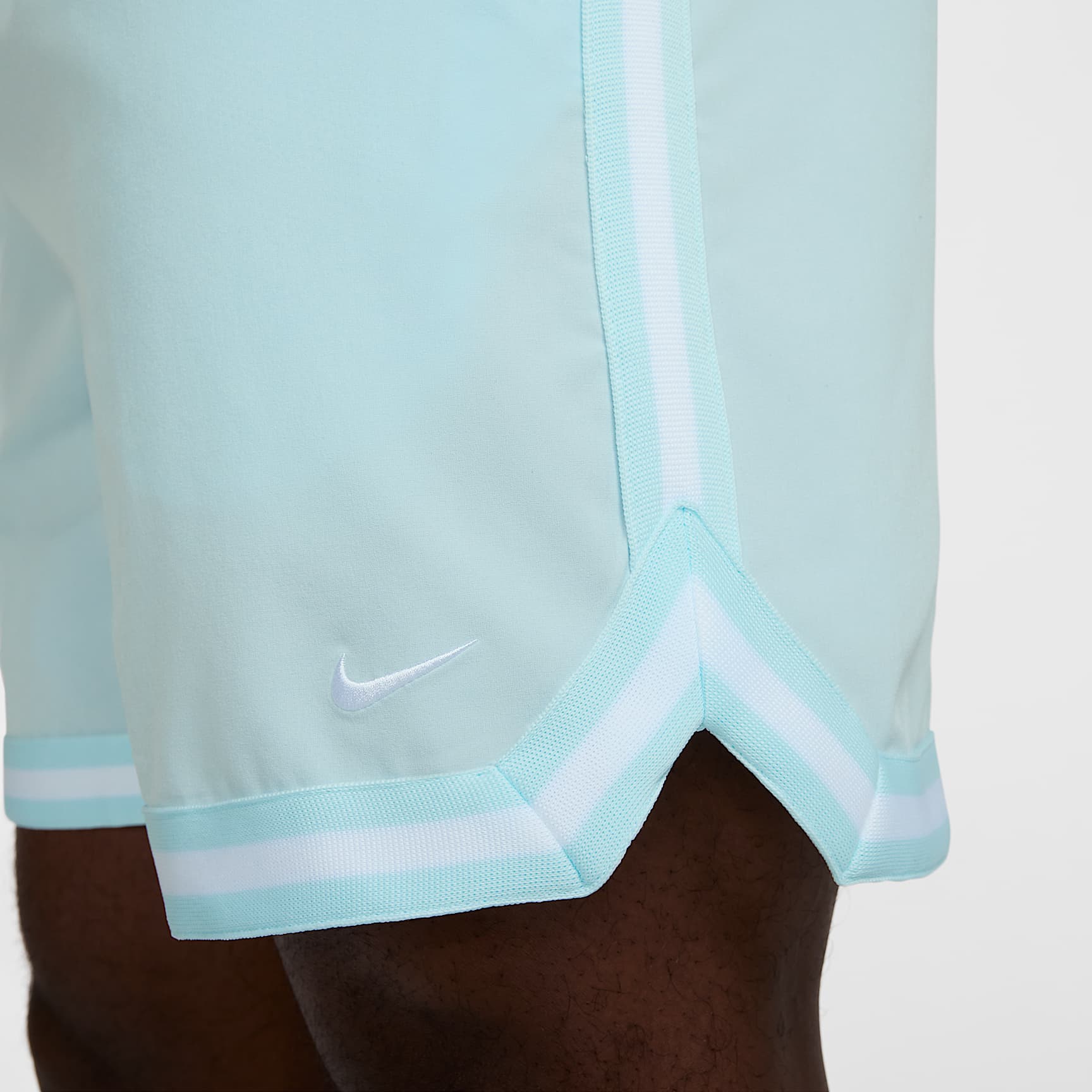 Nike DNA Men's Dri-FIT 6" UV Woven Basketball Shorts