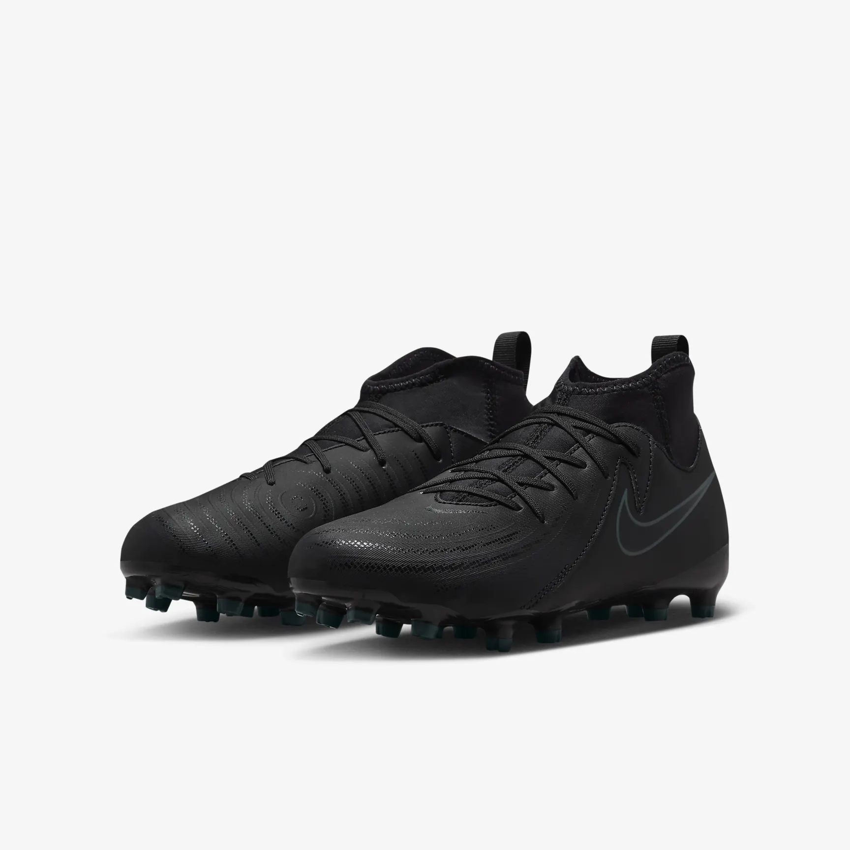 Nike Jr. Phantom Luna 2 Academy Little/Big Kids' MG Soccer Cleats