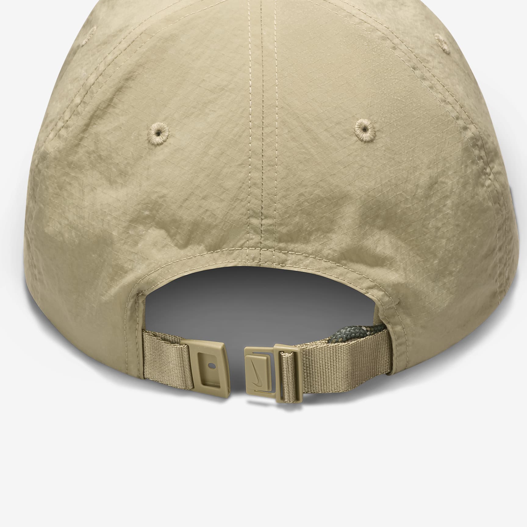 Nike Club Unstructured Flat Bill Outdoor Cap