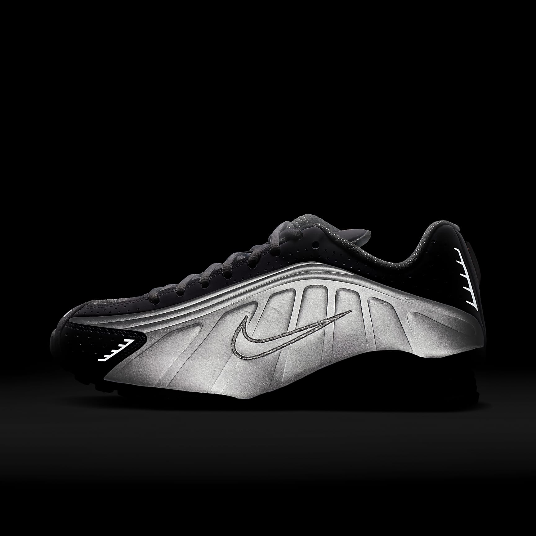 Nike Shox R4 Women's Shoes