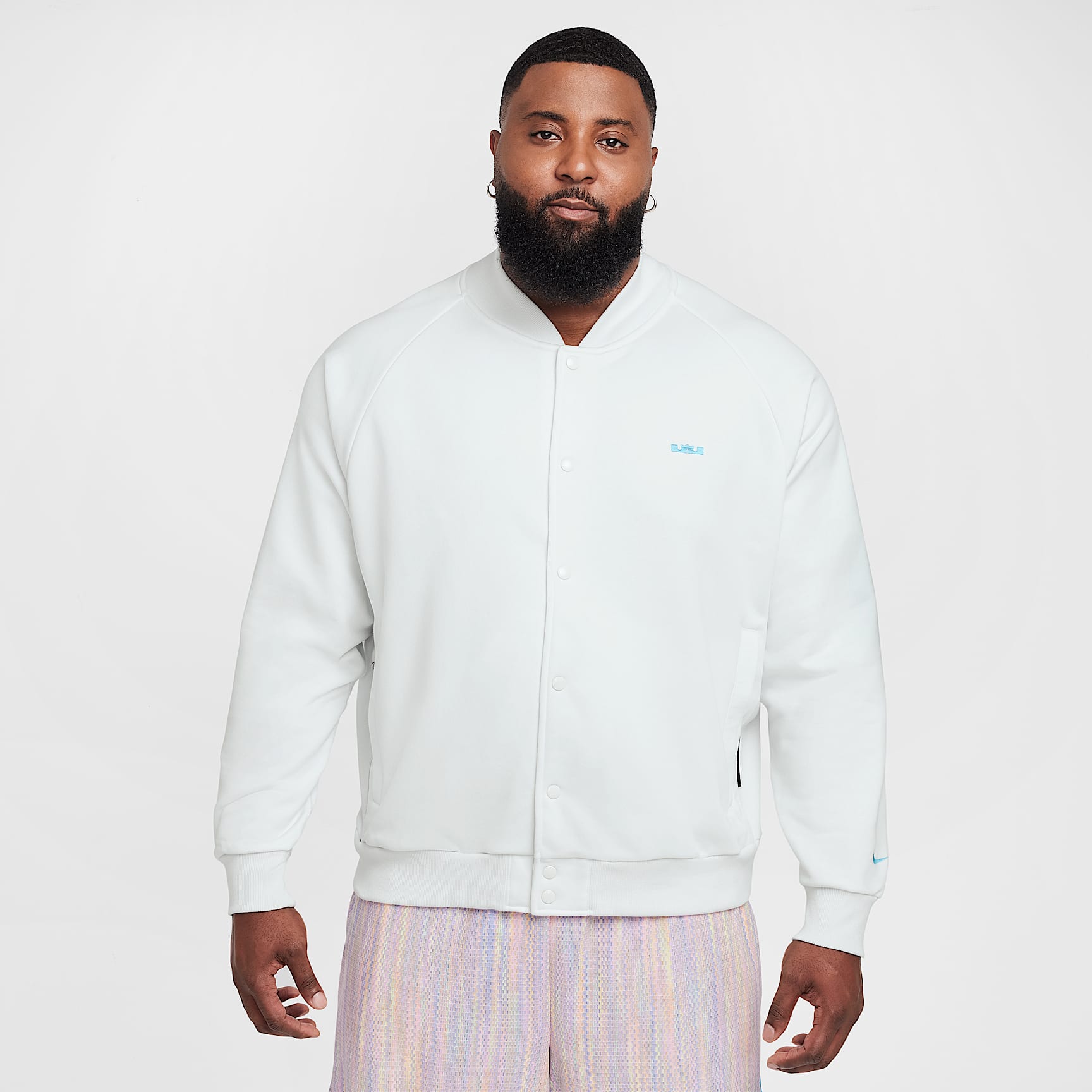 LeBron Standard Issue Men's Therma-FIT Basketball Jacket