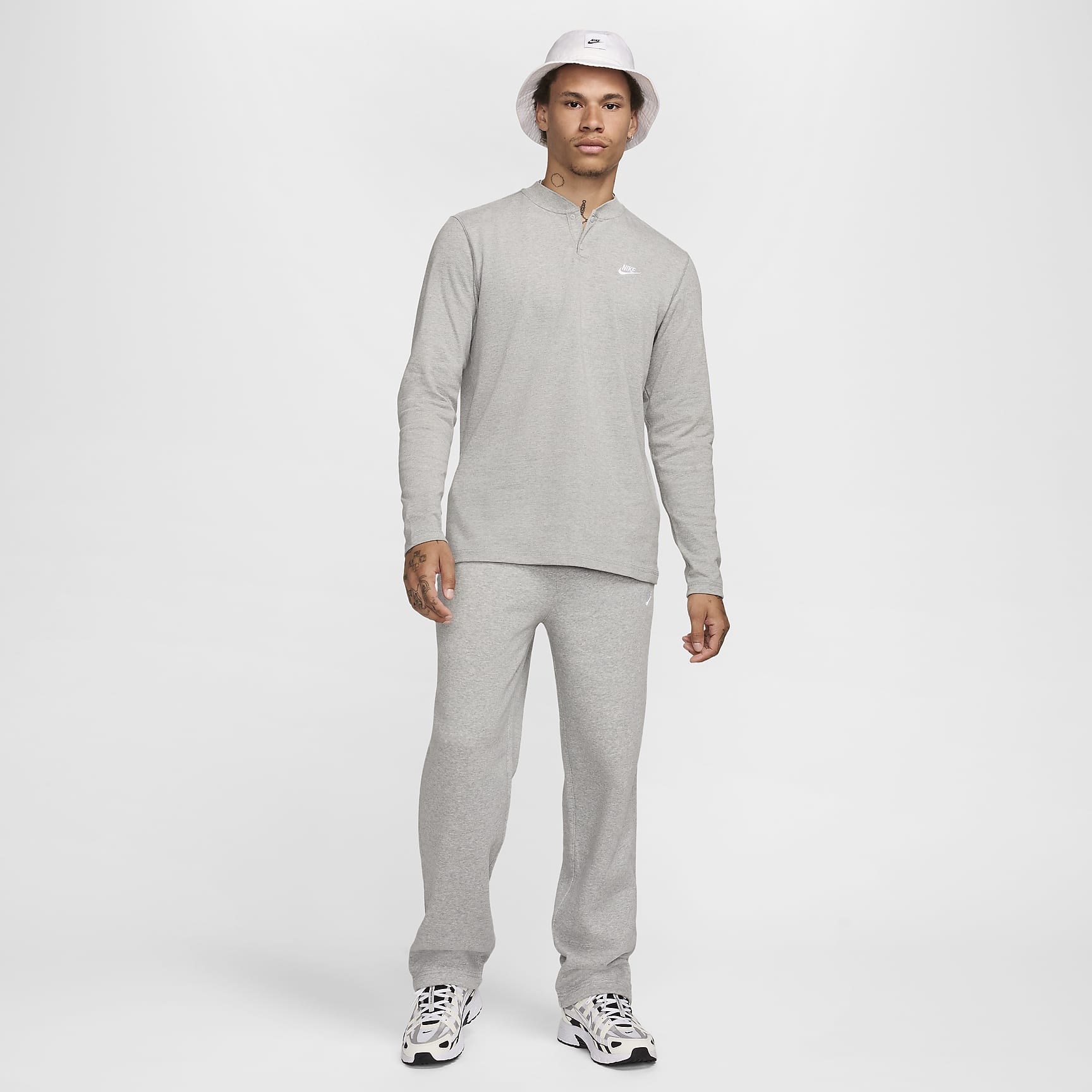 Nike Club Men's Long-Sleeve Henley