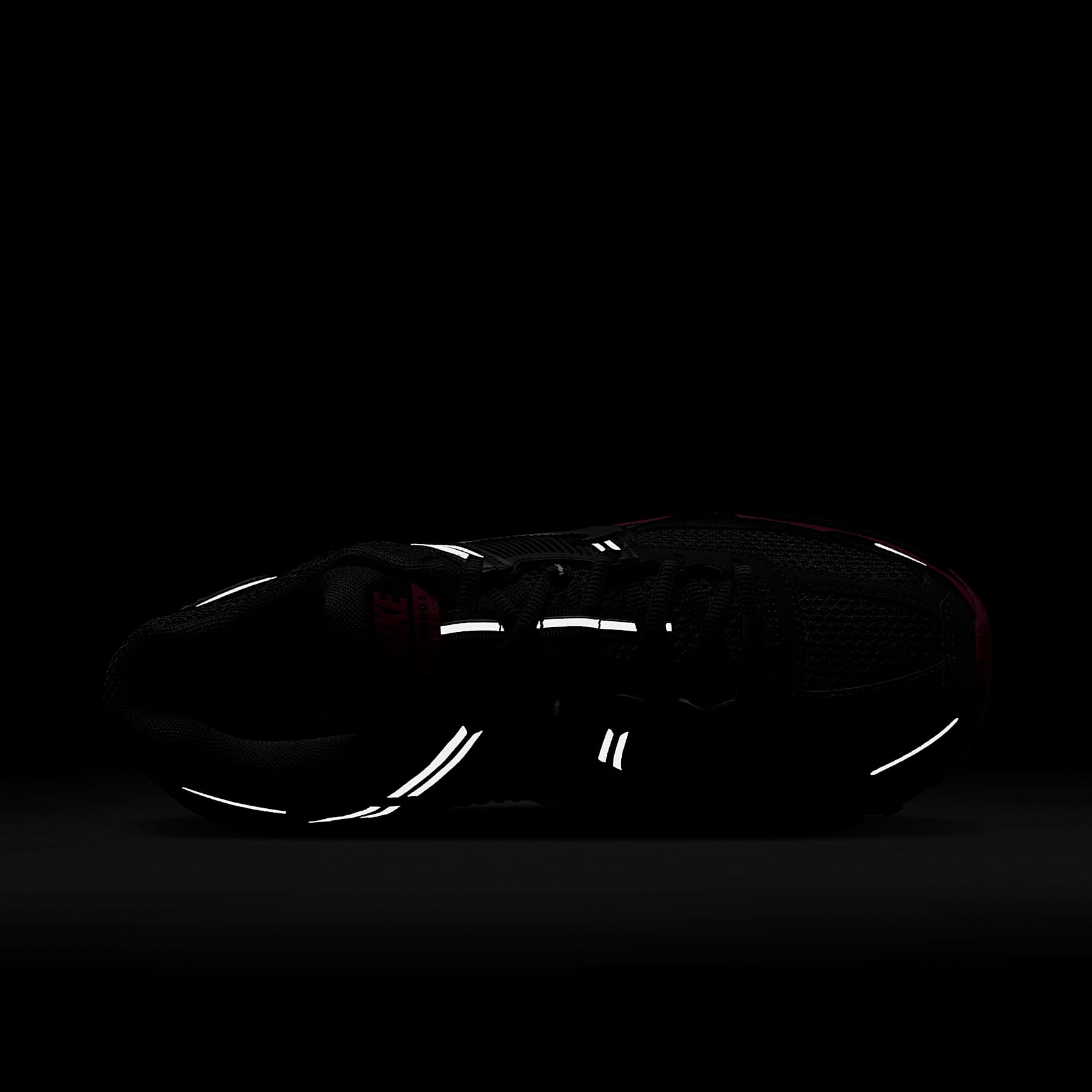 Nike Zoom Vomero 5 Men's Shoes