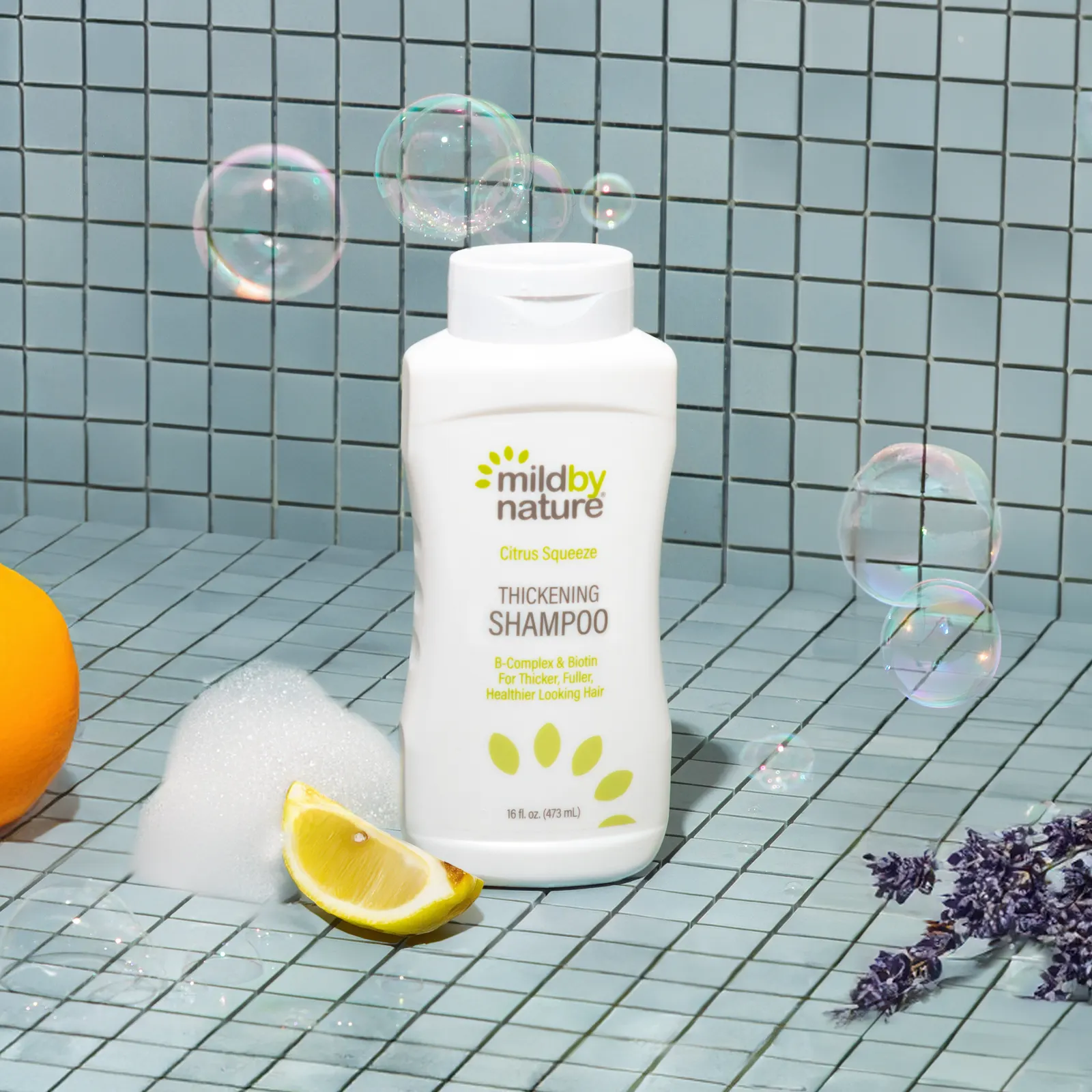 Mild By Nature, Шампунь для придания густоты, комплекс витаминов группы B + биотин, цитрусовый, 473 мл (16 жидк. Унций)