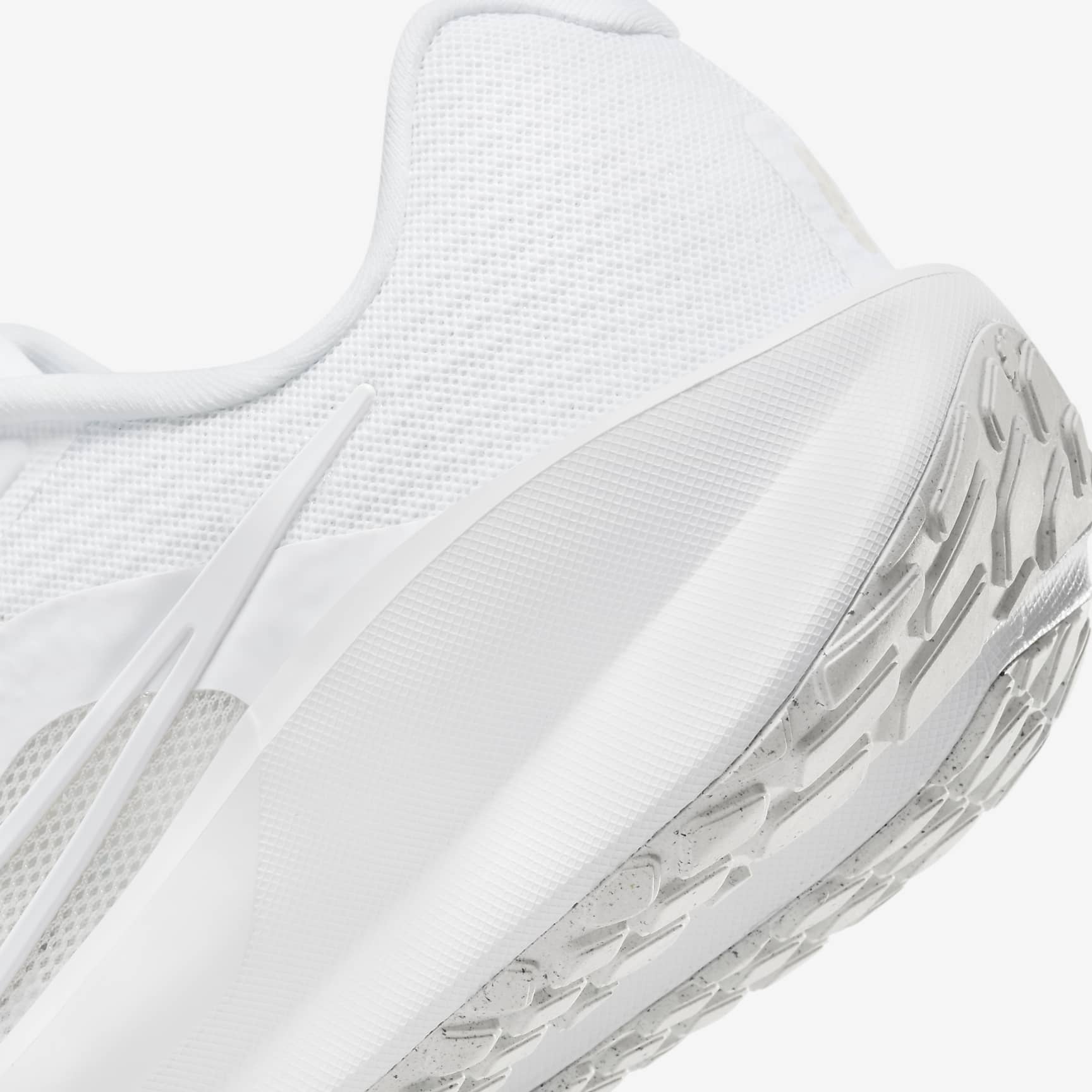 Nike Downshifter 13 Men's Road Running Shoes