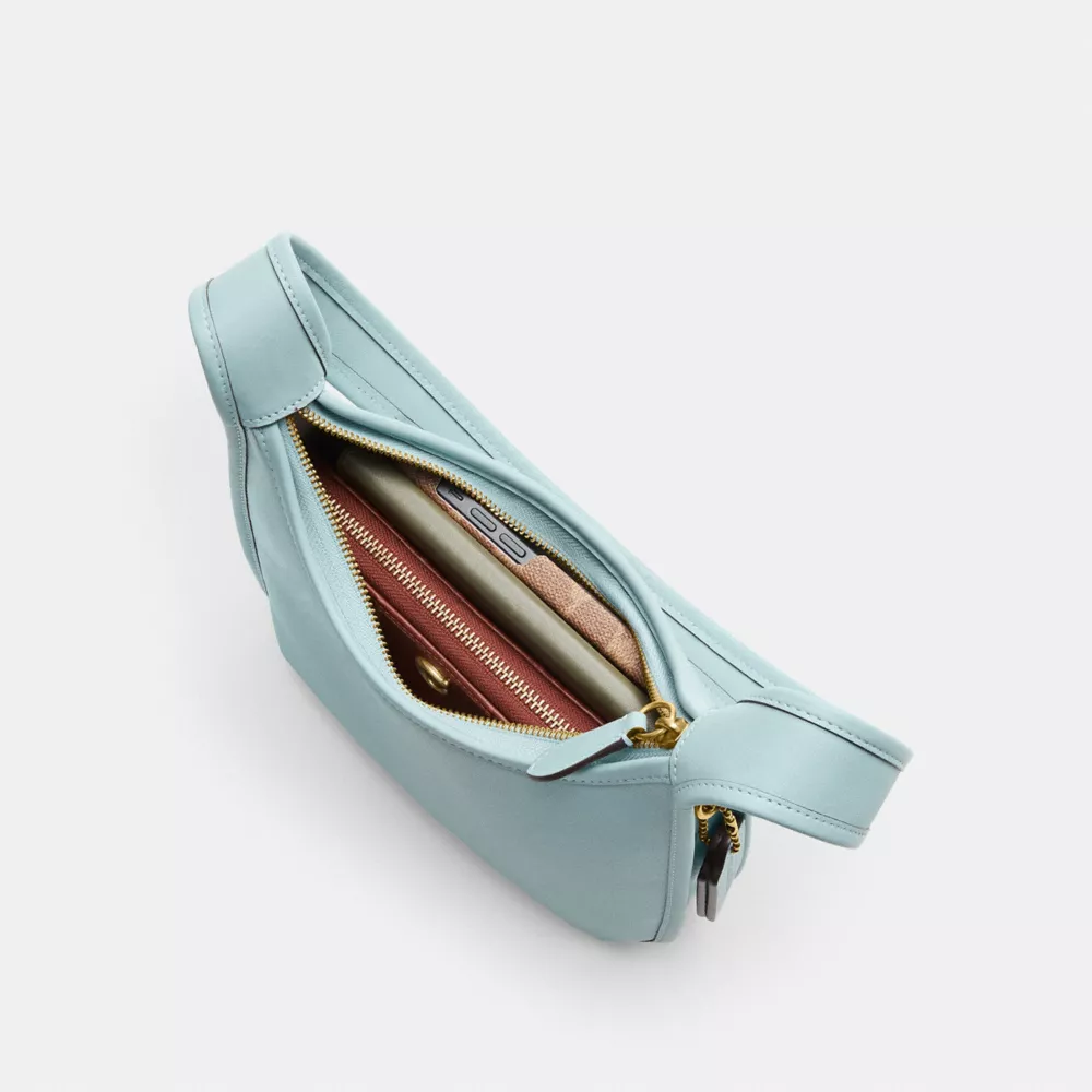 Сумка COACH Curve Zip Bag