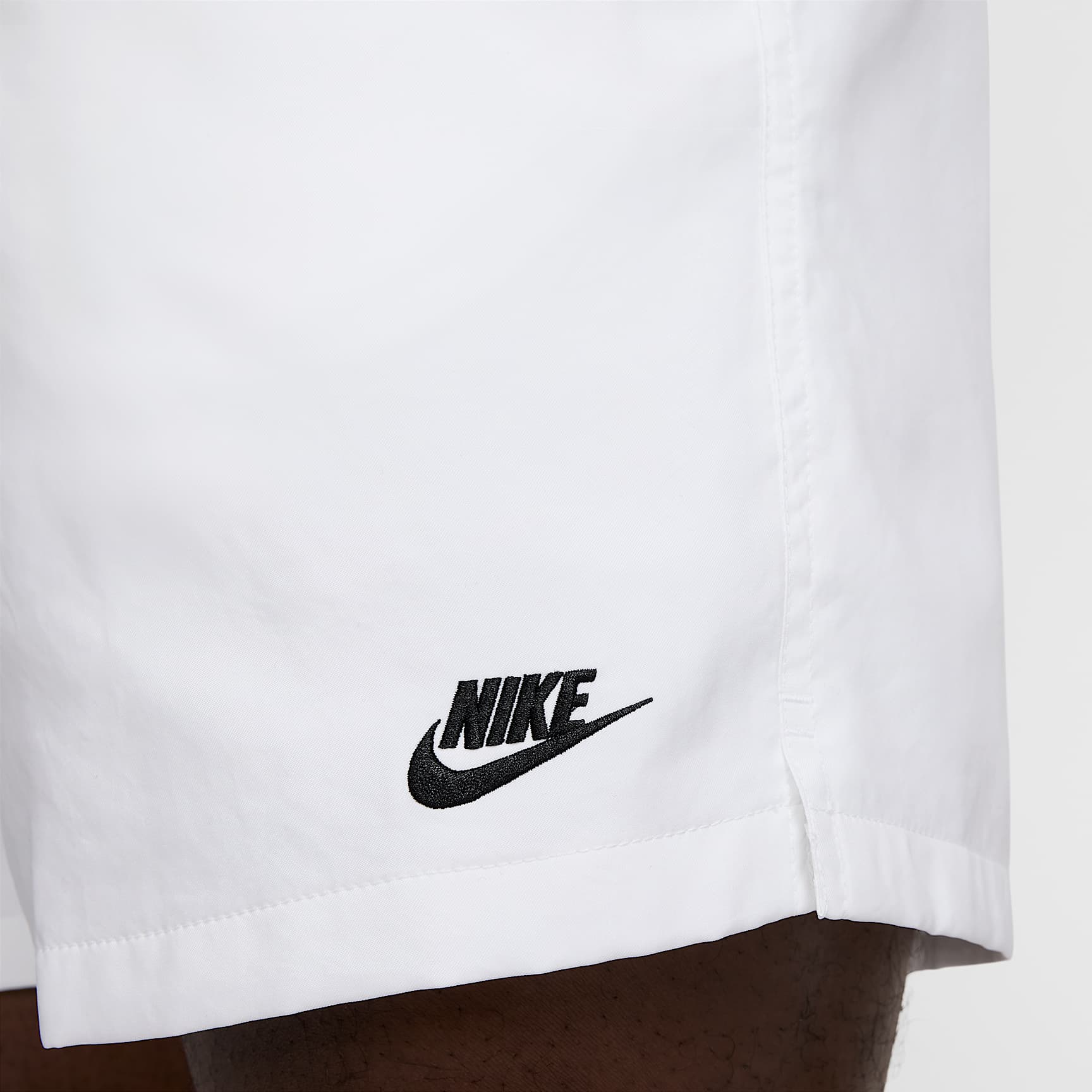 Nike Club Men's Woven Flow Shorts