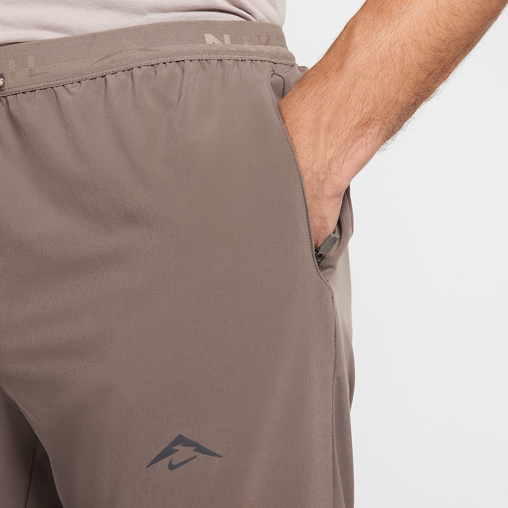 Nike Dawn Range Men's Dri-FIT Running Pants