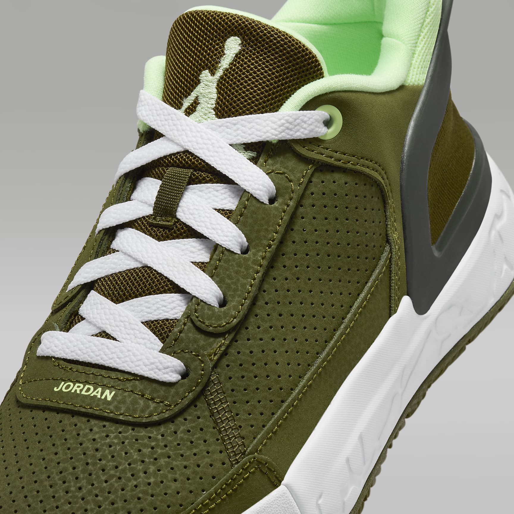 Jordan DAY1 EO Big Kids' Shoes