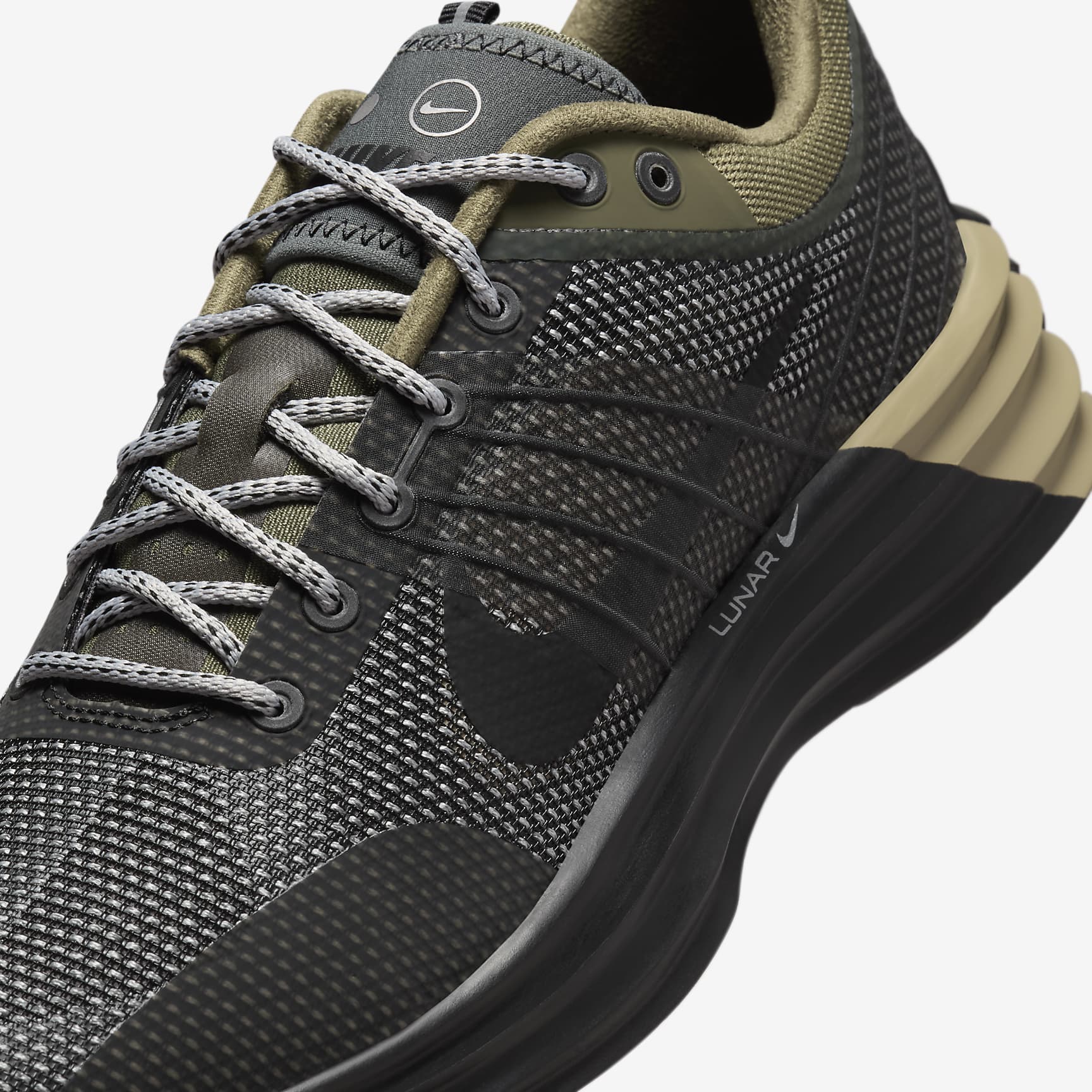Nike Lunar Roam SE Men's Shoes