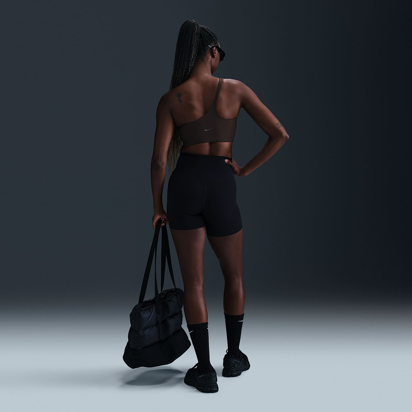 Nike Zenvy Asymmetrical Women's Light-Support Padded Sports Bra