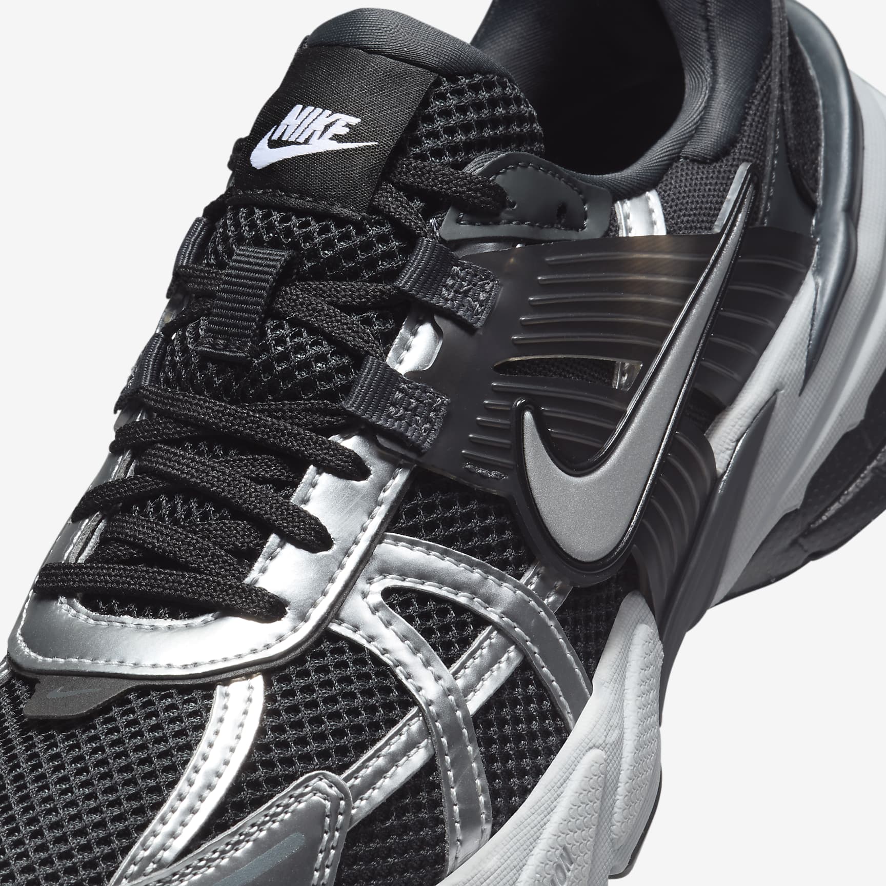 Nike V2K Run Women's Shoes