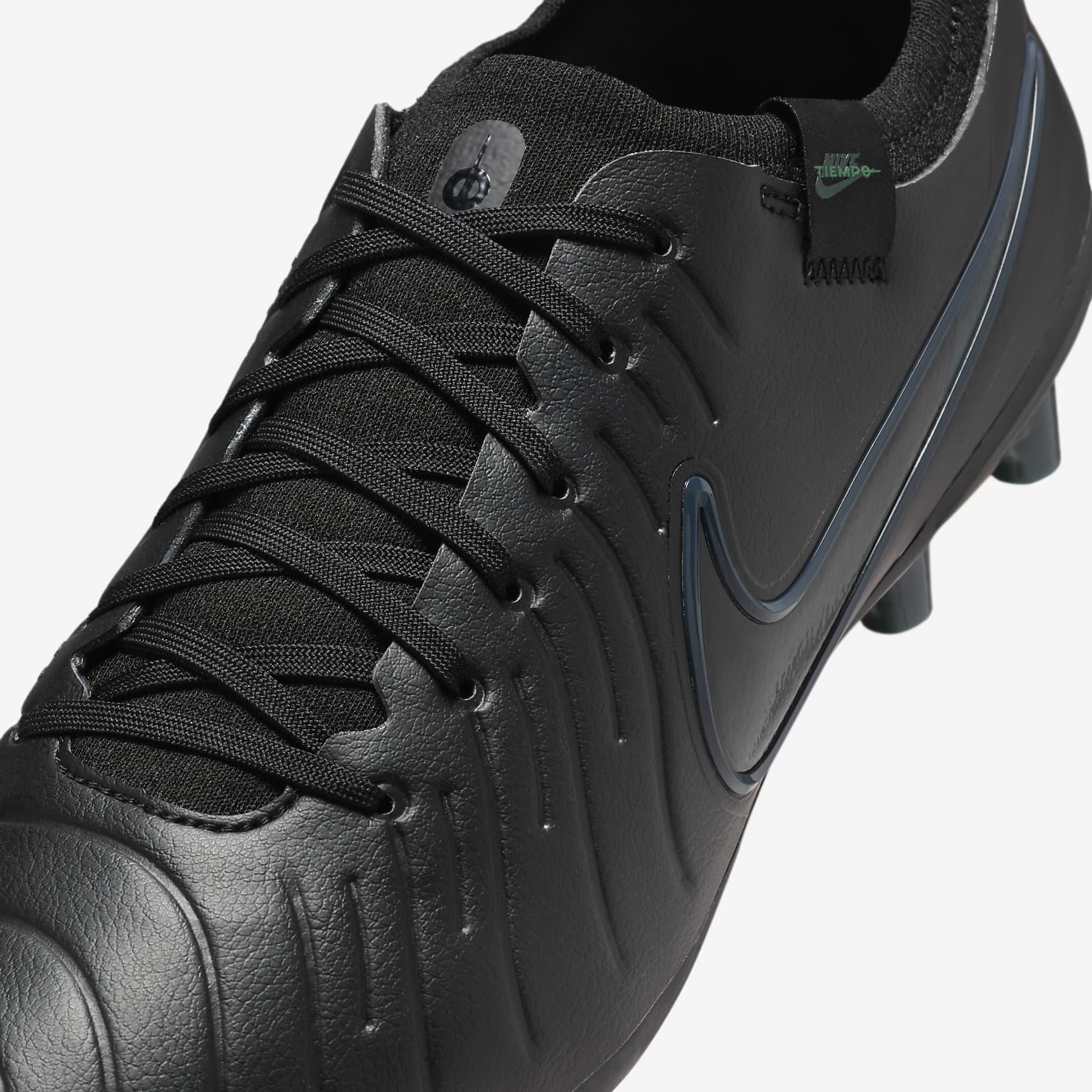 Nike Tiempo Legend 10 Pro Artificial-Grass Low-Top Soccer Cleats