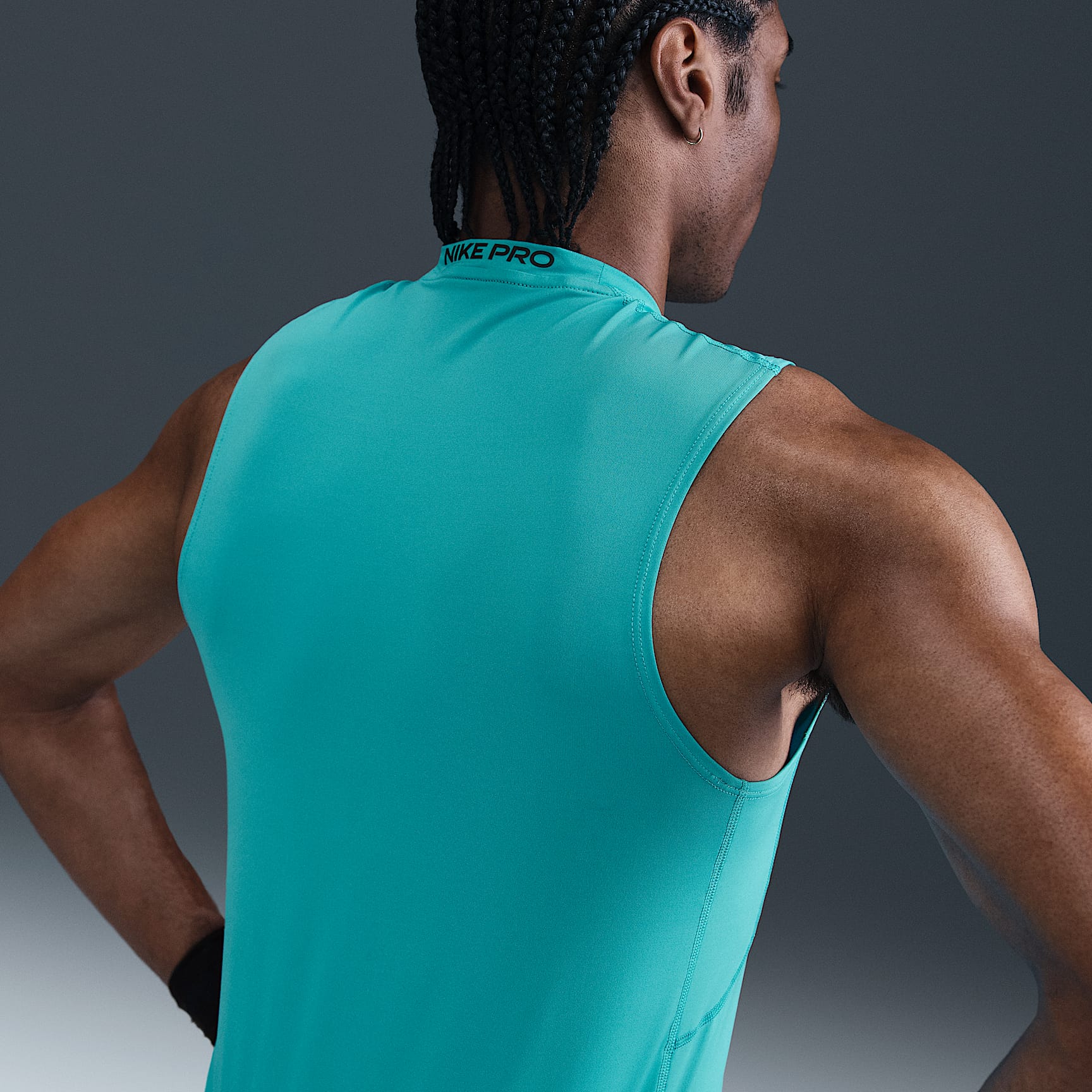 Nike Pro Men's Dri-FIT Slim Sleeveless Top