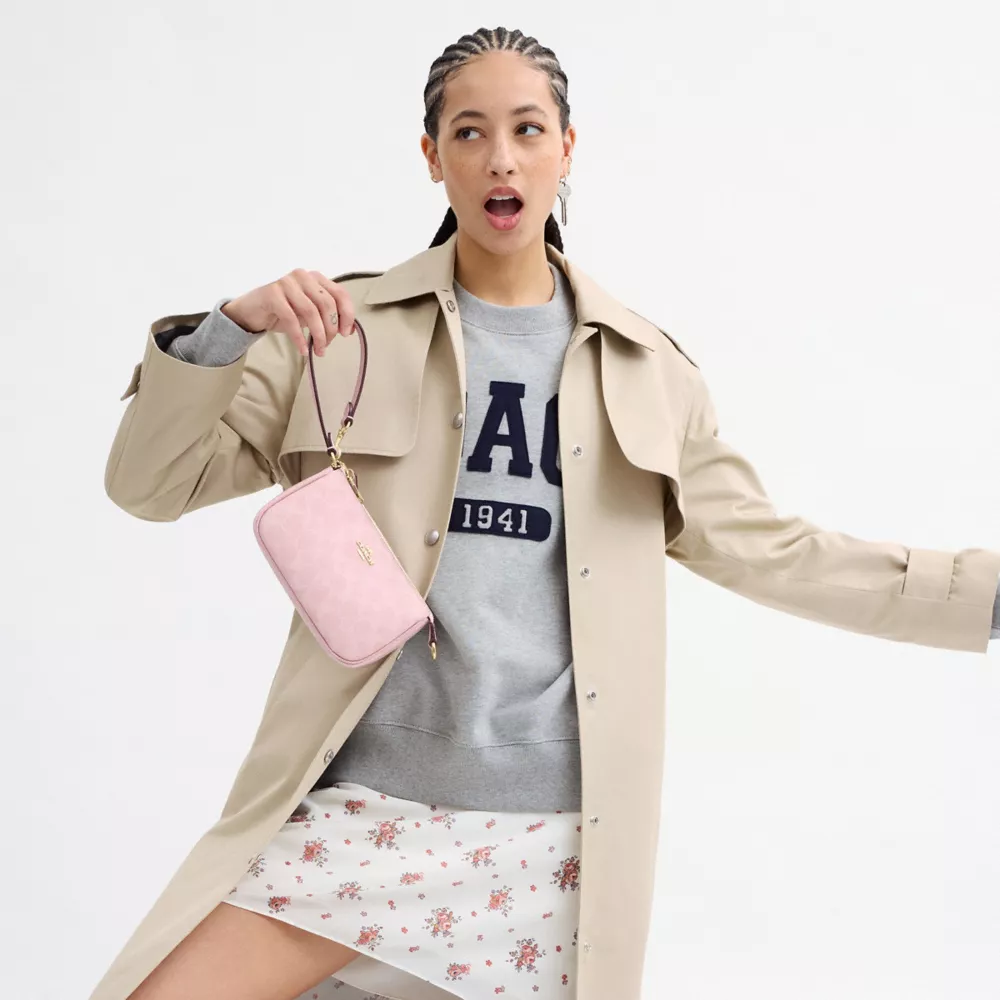 Сумка COACH Nolita 19 In Signature Canvas