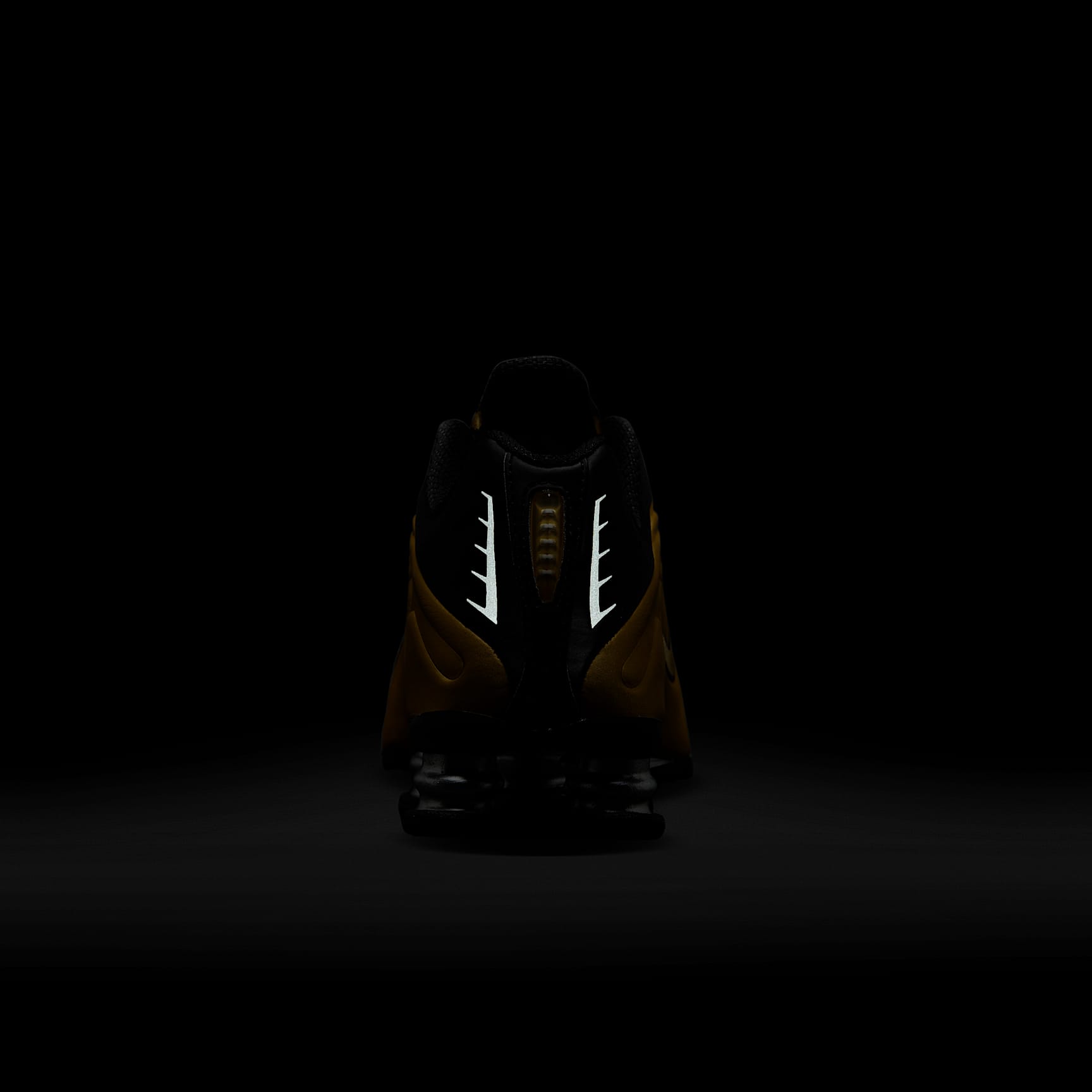Nike Shox R4 Women's Shoes