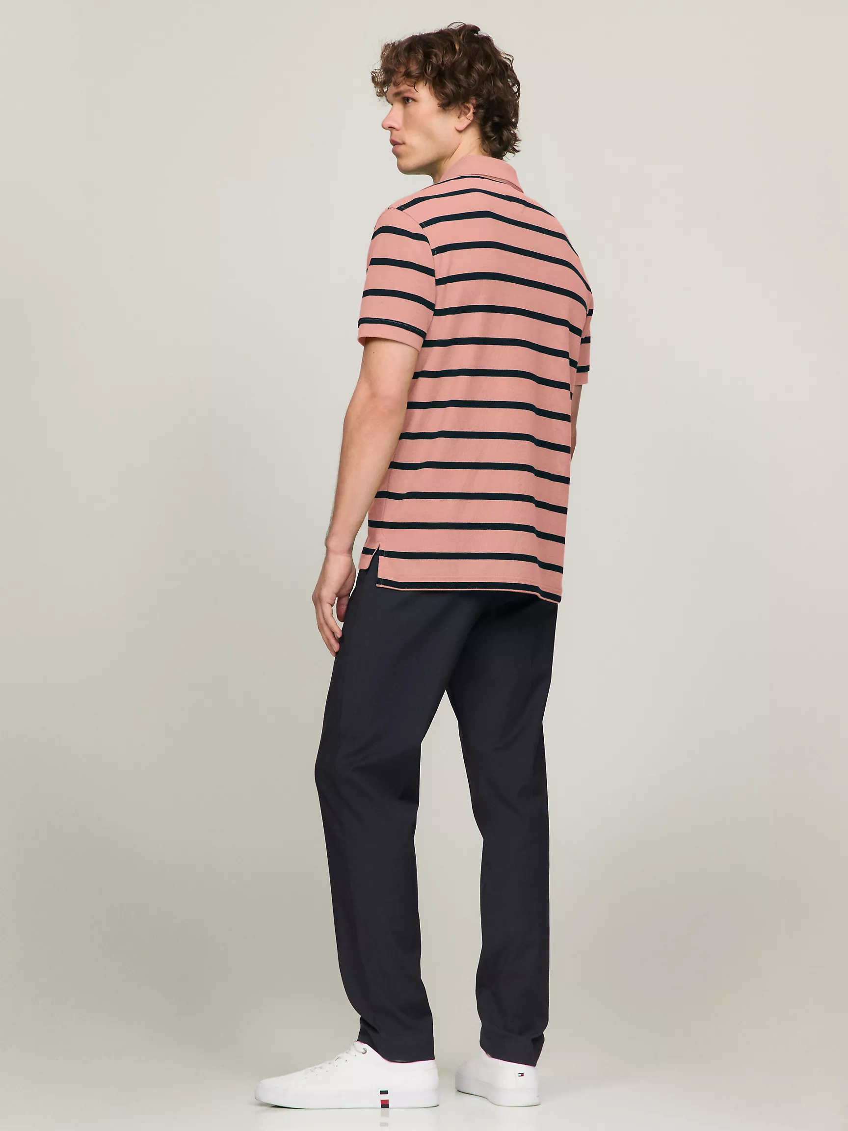 Мужское поло Tommy Hilfiger, Полосатое влагоотводящее поло стандартного кроя