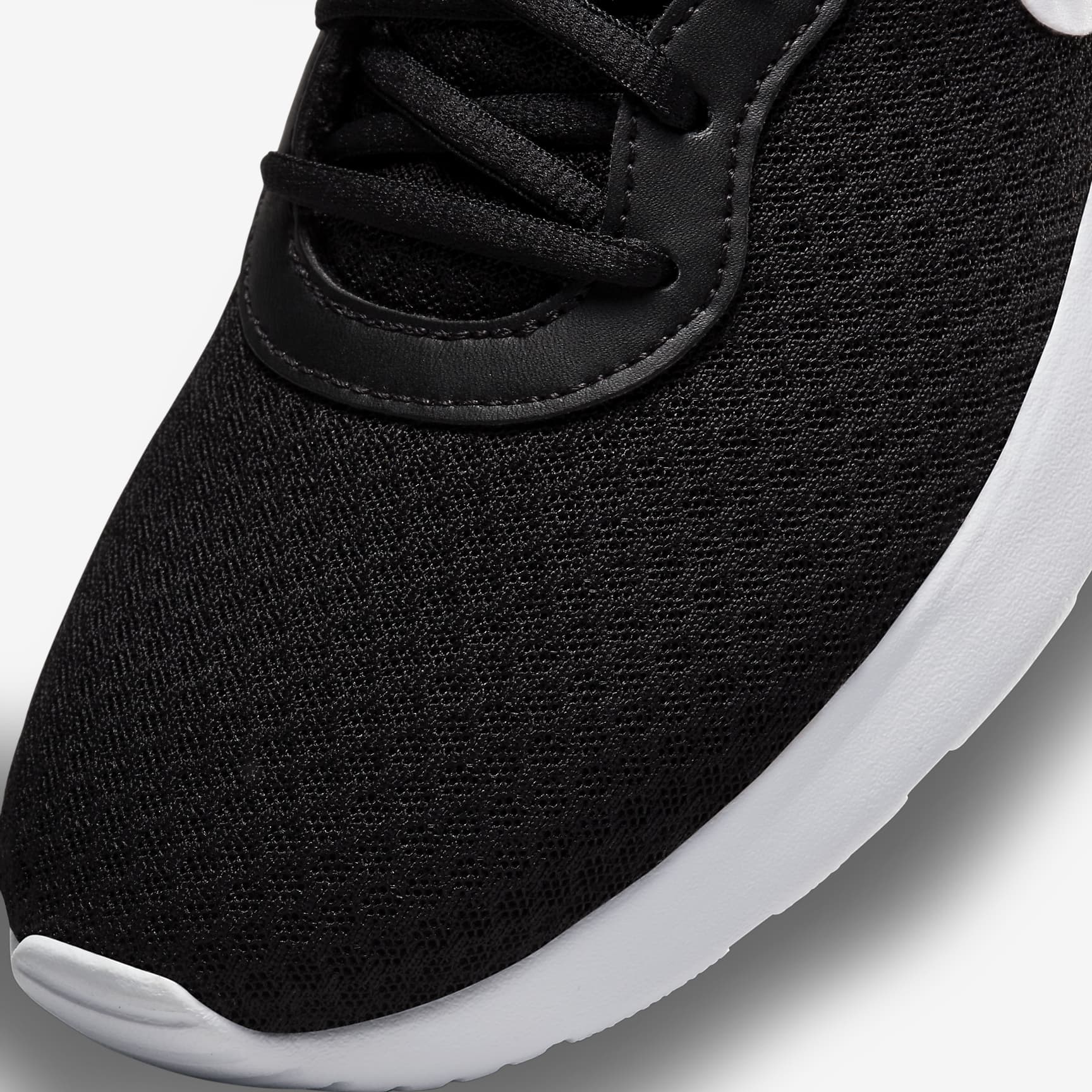 Nike Tanjun Women's Shoes