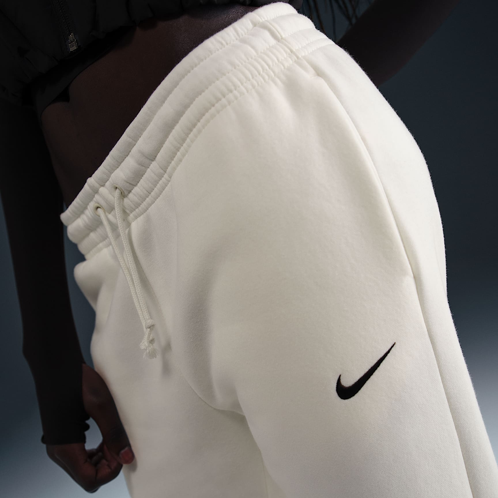 Nike Sportswear Phoenix Fleece Women's Mid-Rise Open-Hem Pants