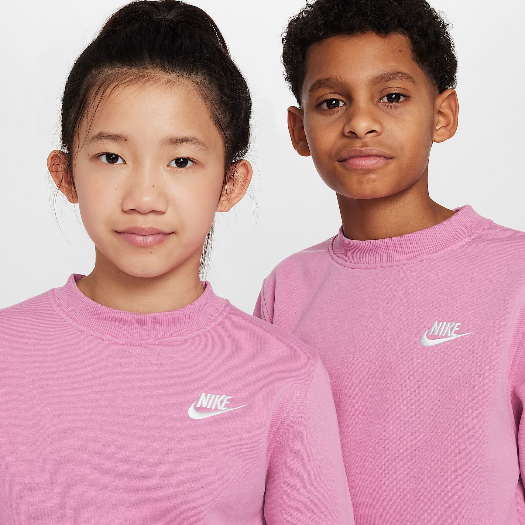 Nike Sportswear Club Fleece Big Kids' Sweatshirt