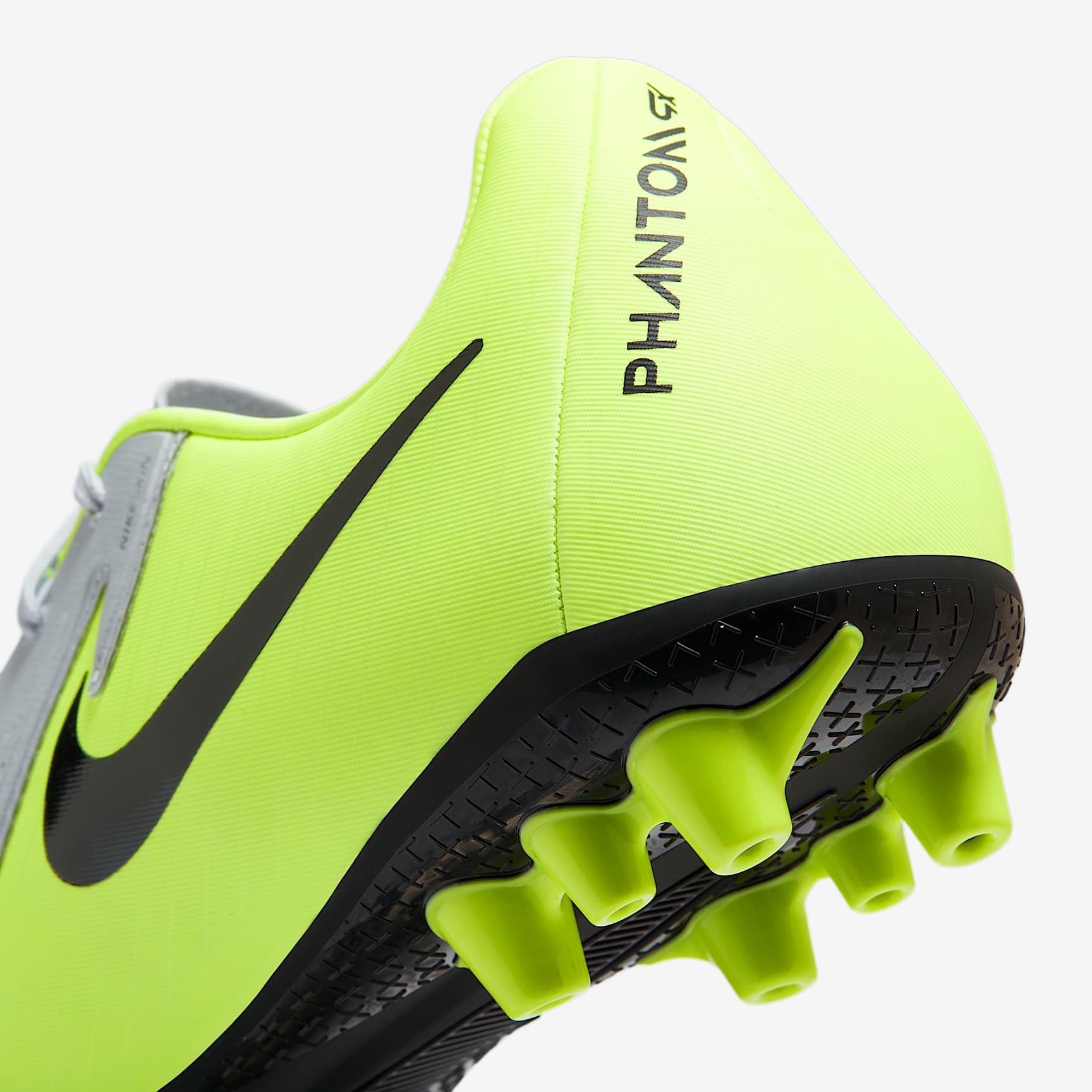 Nike Phantom GX 2 Academy AG Low-Top Soccer Cleats