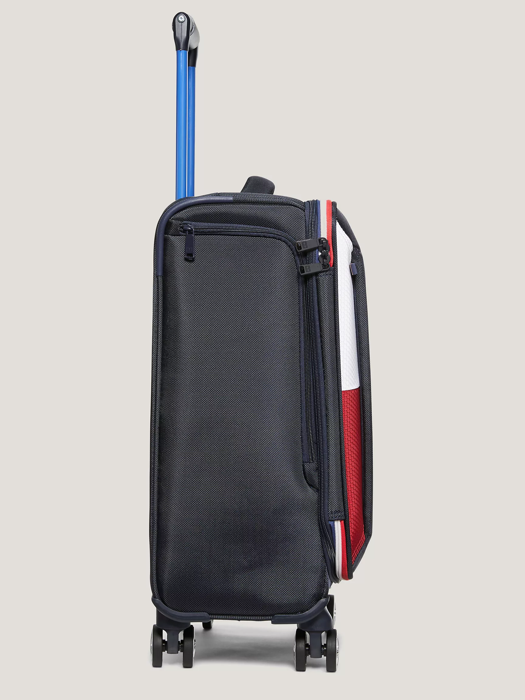 Чемодан Томми Хилфигер, Чемодан из мягкого материала 21 дюйм