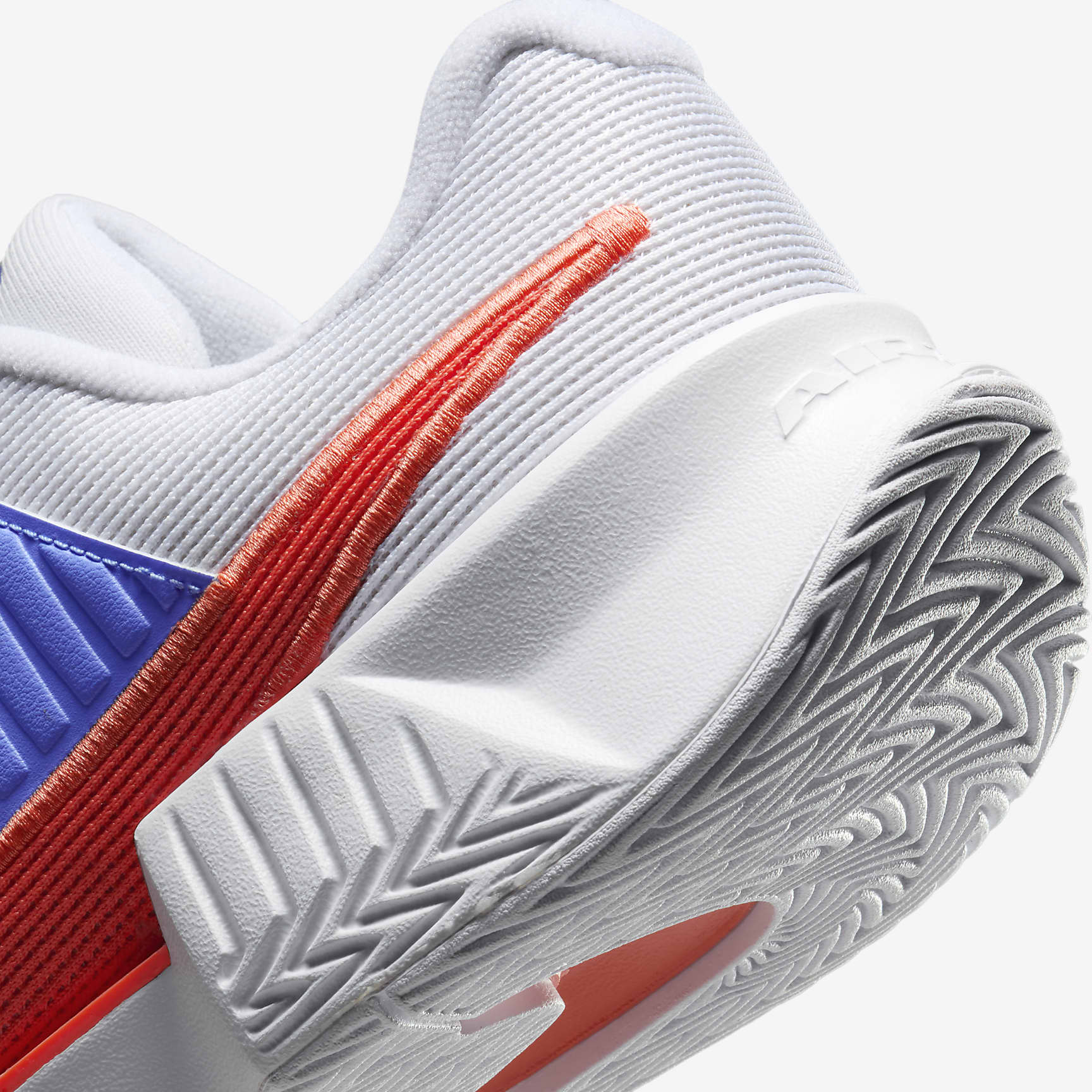 Nike GP Challenge Pro Women's Hard Court Tennis Shoes