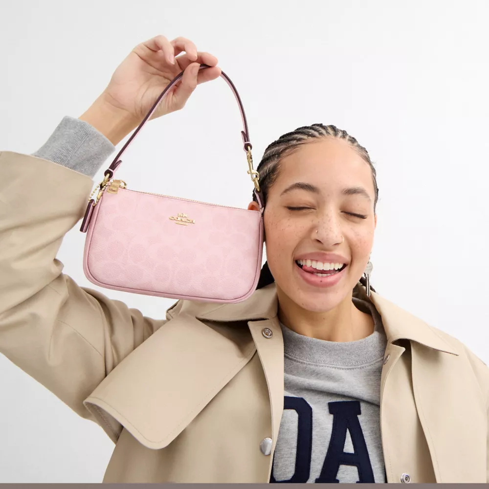 Сумка COACH Nolita 19 In Signature Canvas