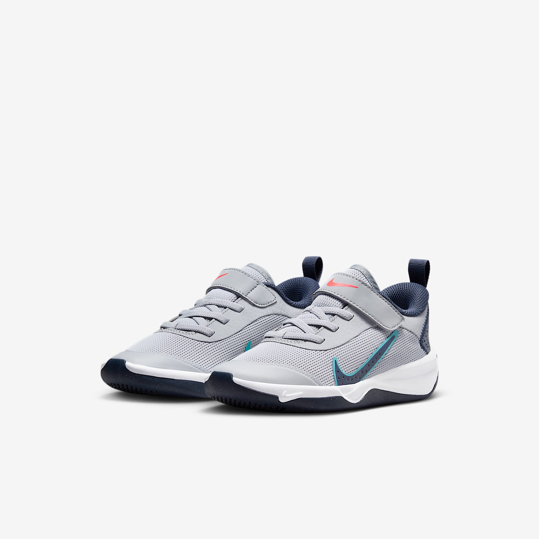Nike Omni Multi-Court Little Kids' Shoes