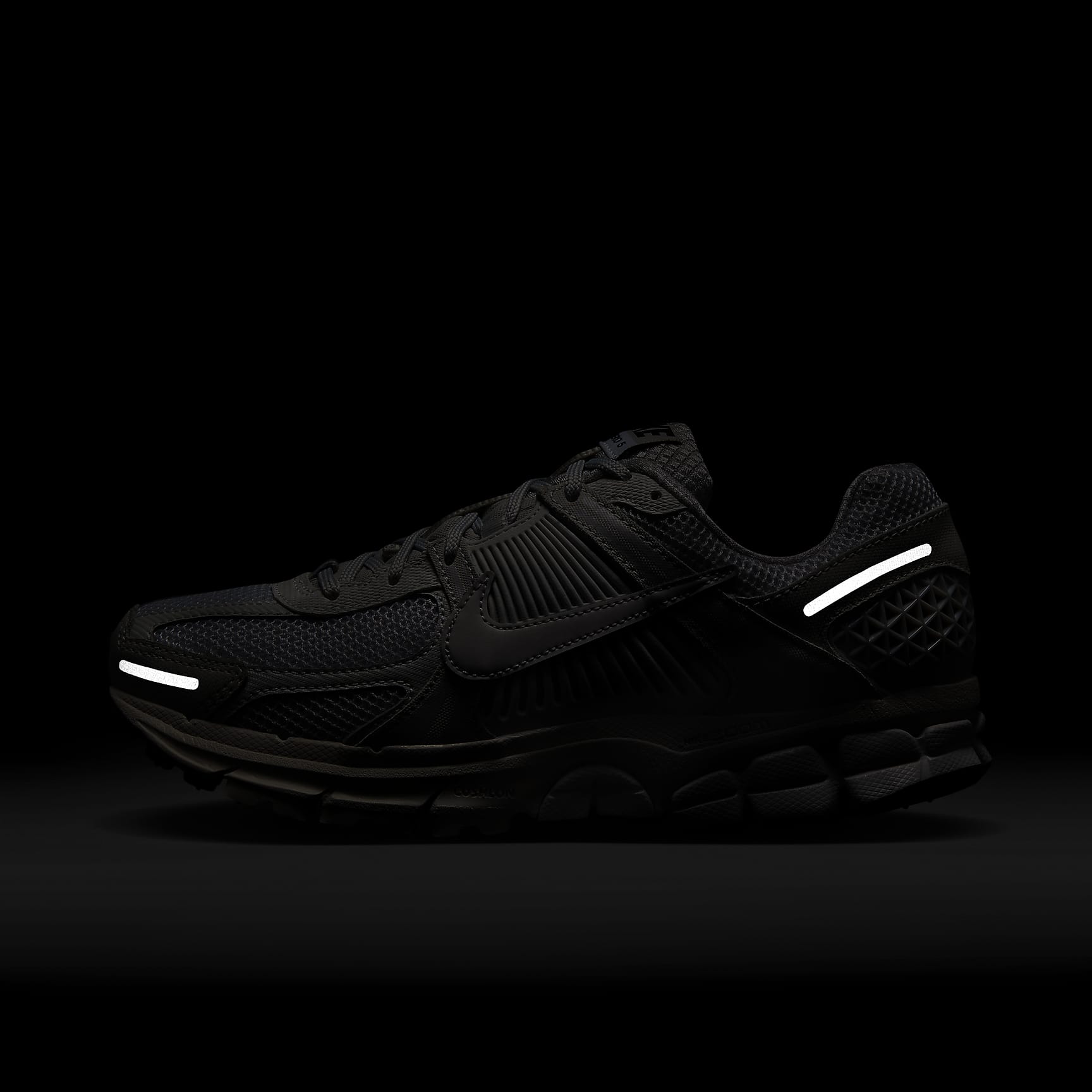 Nike Zoom Vomero 5 Women's Shoes