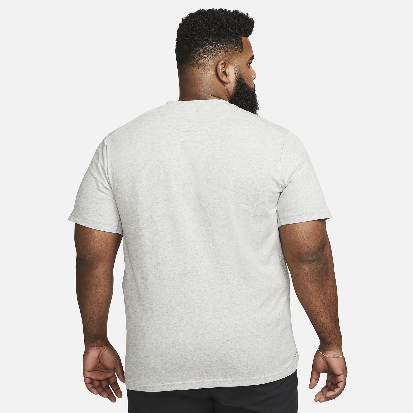 Nike Primary Men's Dri-FIT Short-Sleeve Versatile Top