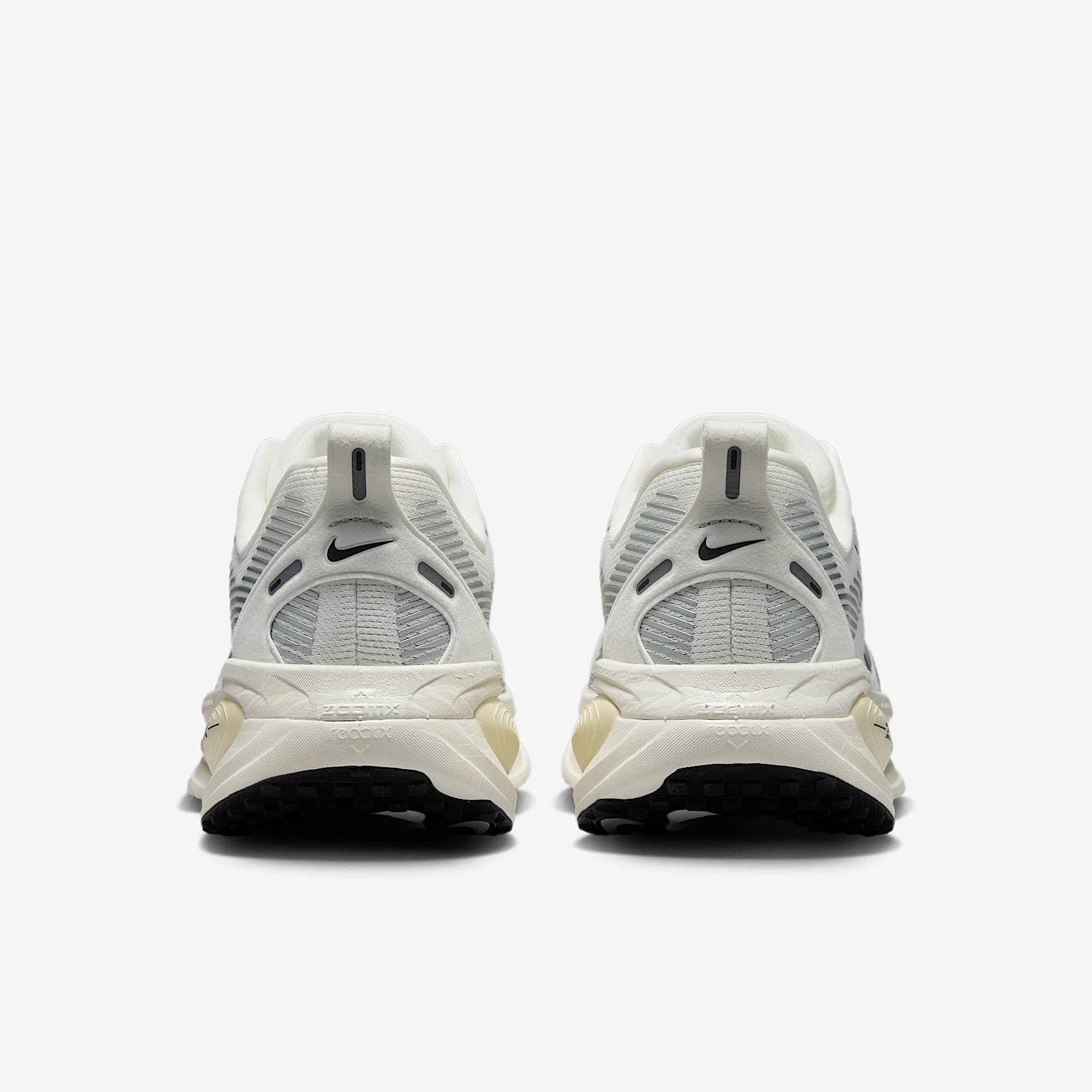 Nike Vomero 18 Women's Road Running Shoes