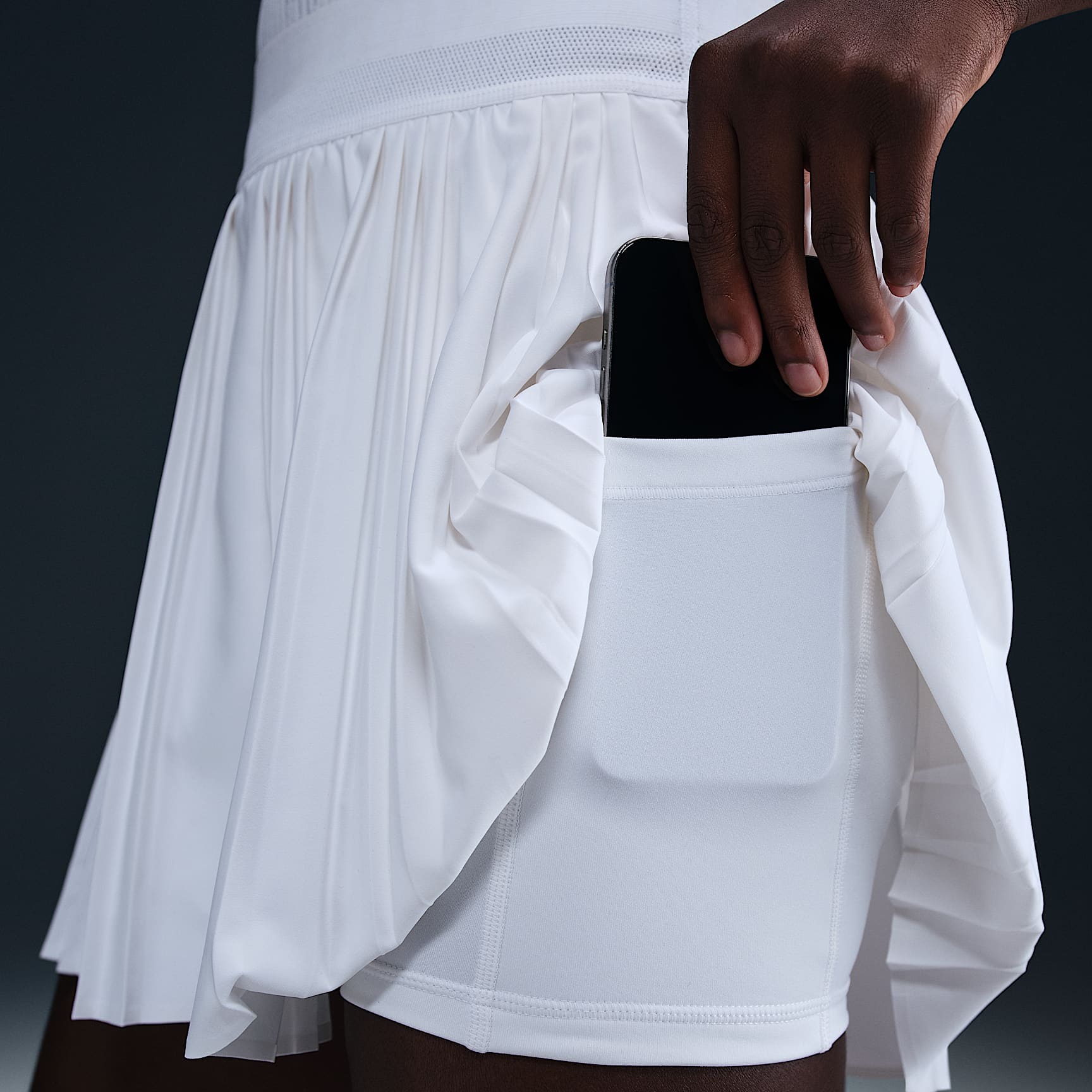 NikeCourt Advantage Women's Dri-FIT Pleated Tennis Skirt
